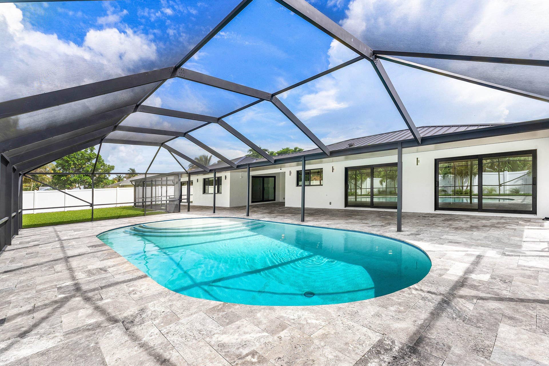 111 FAIRVIEW W, Tequesta, FL 33469 Pool