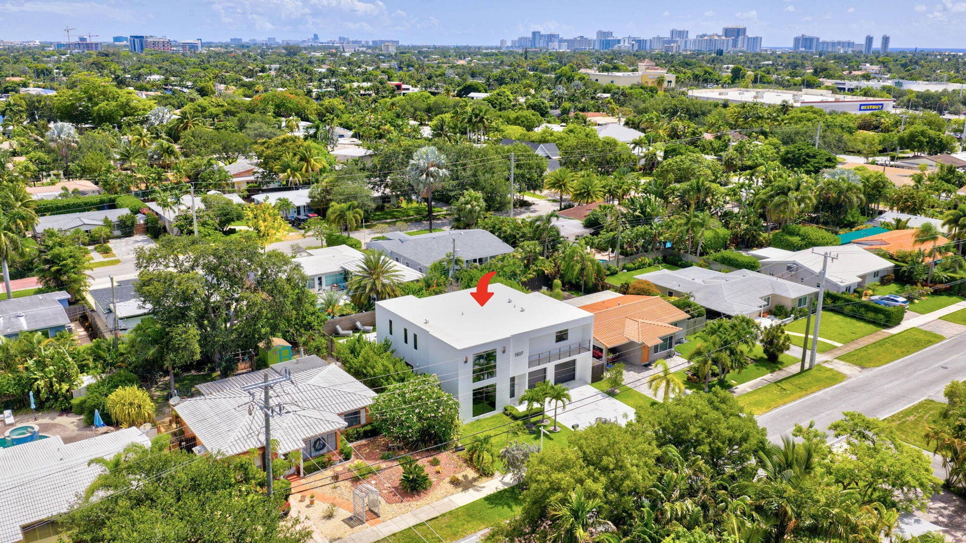 1807 NE 18th Street, Fort Lauderdale, FL 33305 48-web-or-mls-DJI_20250617112842_0616_DA