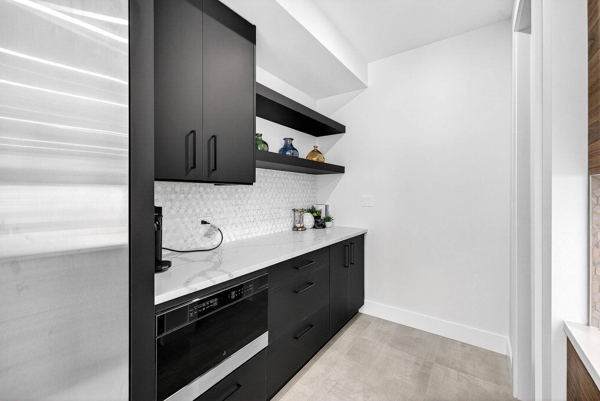 1807 NE 18th Street, Fort Lauderdale, FL 33305 56-web-or-mls-3W7A0359