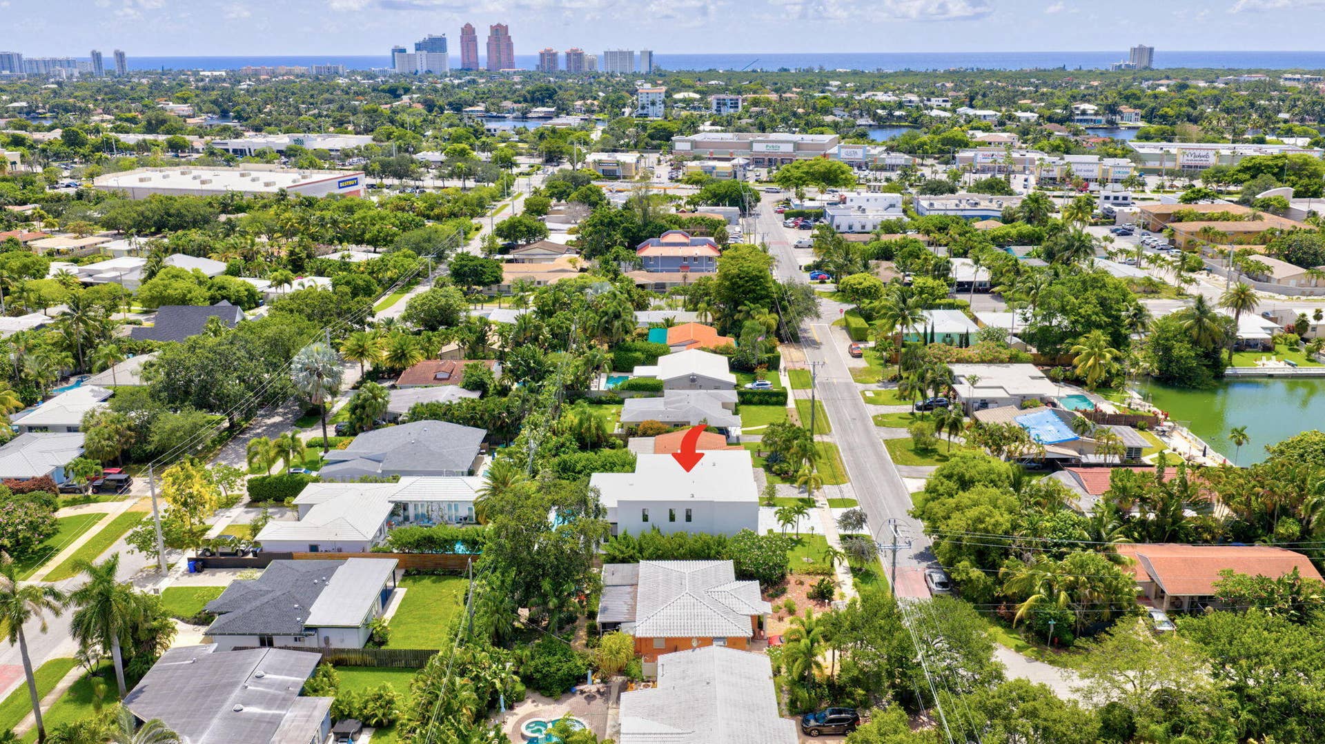 1807 NE 18th Street, Fort Lauderdale, FL 33305 49-web-or-mls-DJI_20250617112904_0619_D_