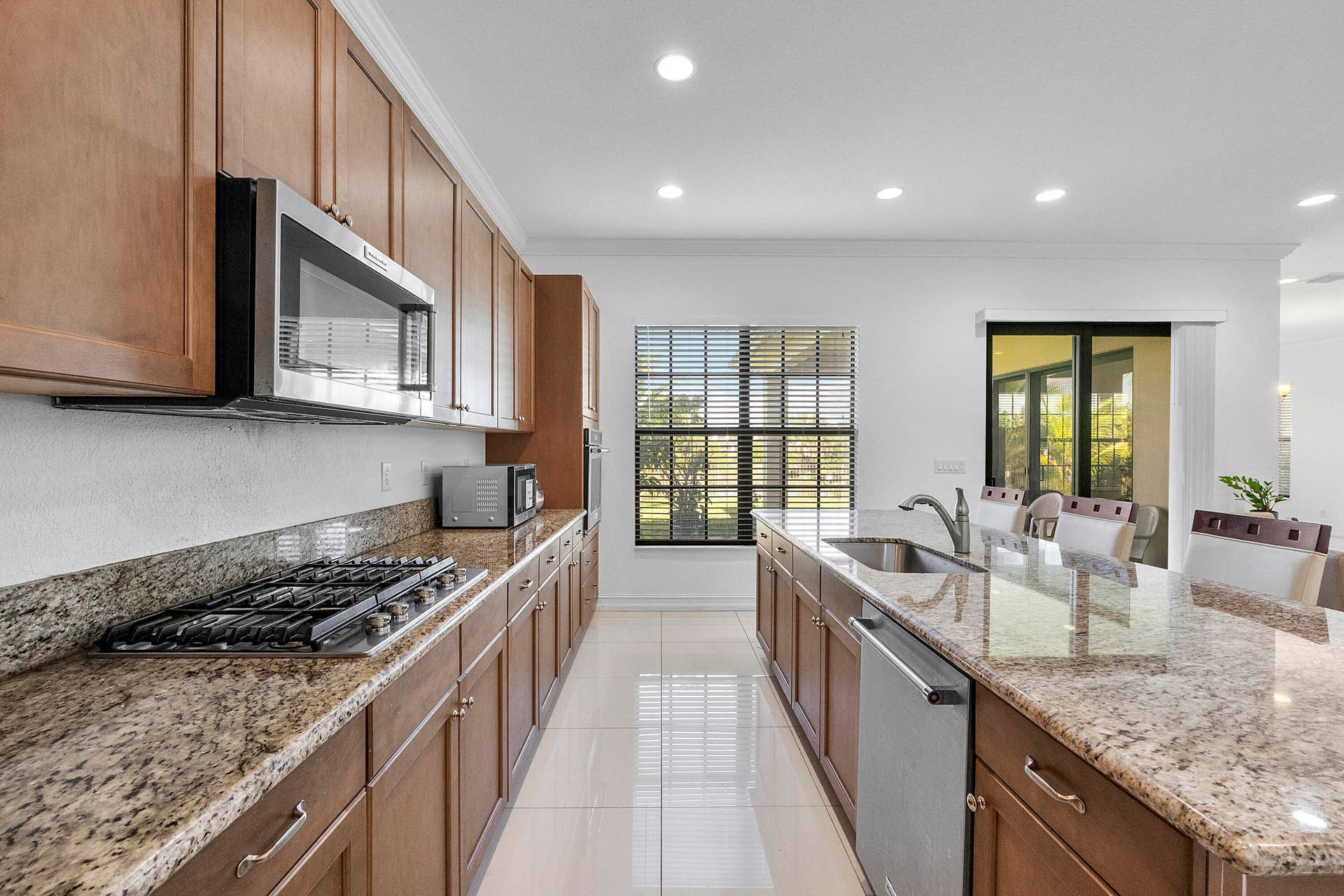 11425 WATERCREST Circle E, Parkland, FL 33076 #12 Kitchen