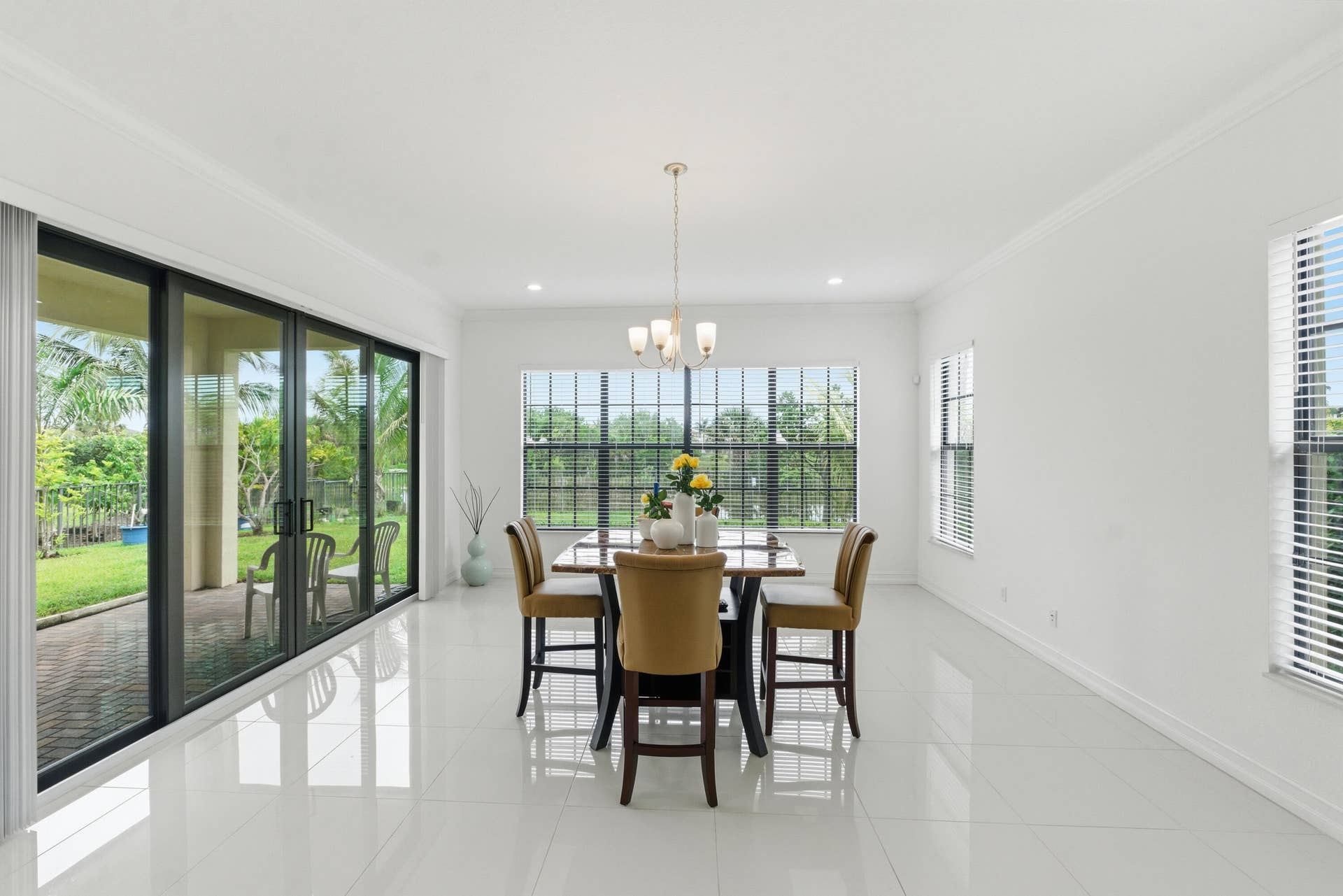 11425 WATERCREST Circle E, Parkland, FL 33076 #18 Extended Room