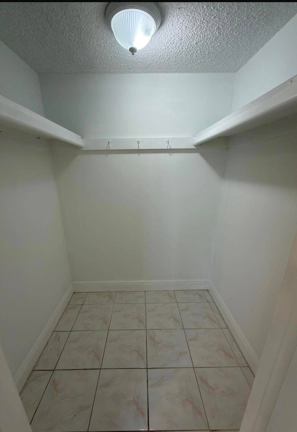 9272 SW 3rd Street, #414, Boca Raton, FL 33428 IMG_1890