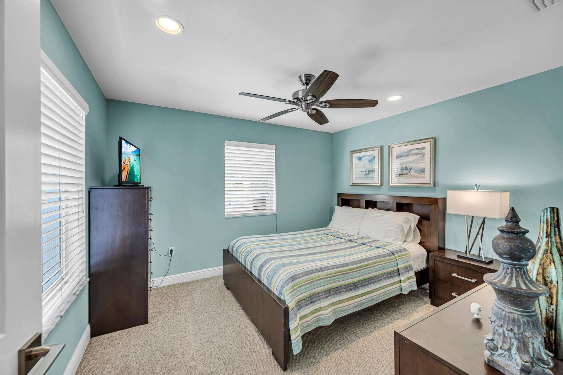 1419 NE 4th Place, Fort Lauderdale, FL 33301 1419 NE 4TH PL-62