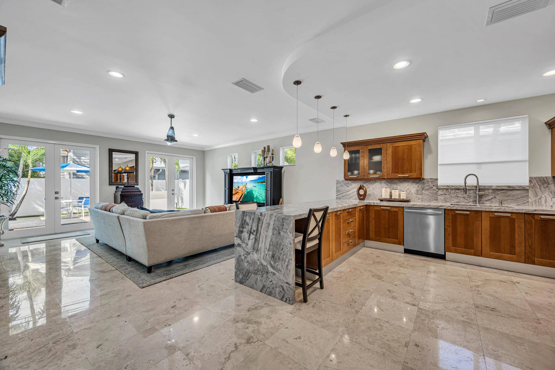 1419 NE 4th Place, Fort Lauderdale, FL 33301 1419 NE 4TH PL-9