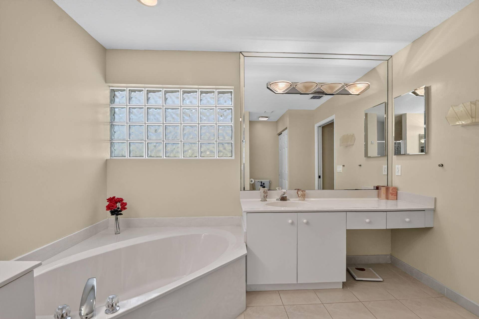 6649 Sun River Road, Boynton Beach, FL 33437 28-web-or-mls-DSC_4220