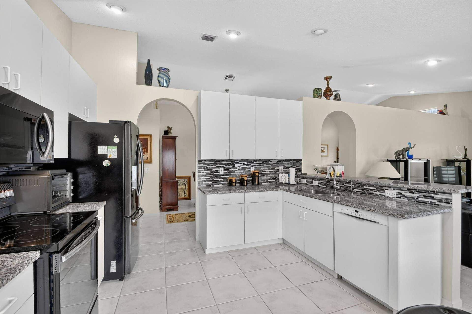 6649 Sun River Road, Boynton Beach, FL 33437 17-web-or-mls-DSC_4154