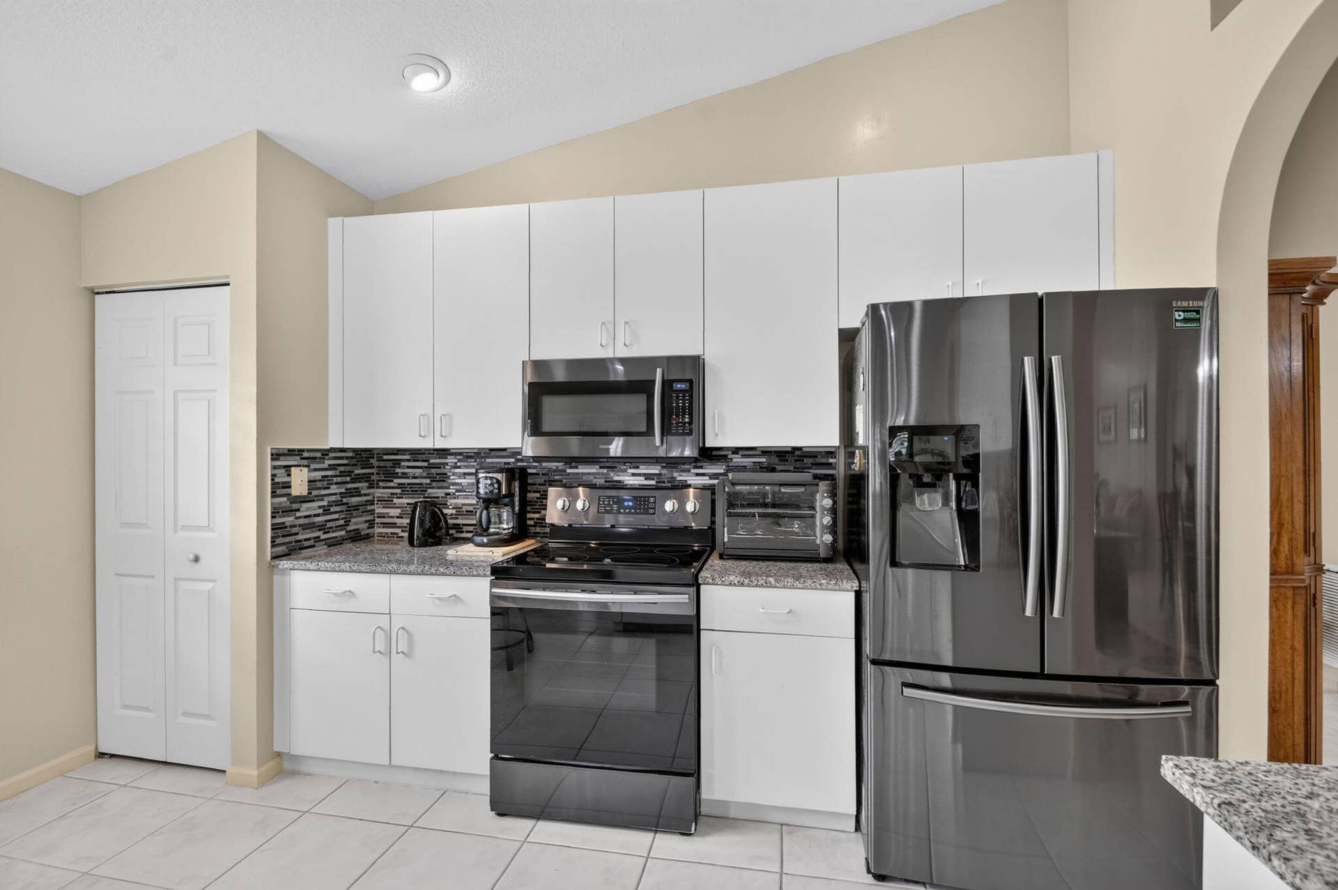 6649 Sun River Road, Boynton Beach, FL 33437 15-web-or-mls-DSC_4146