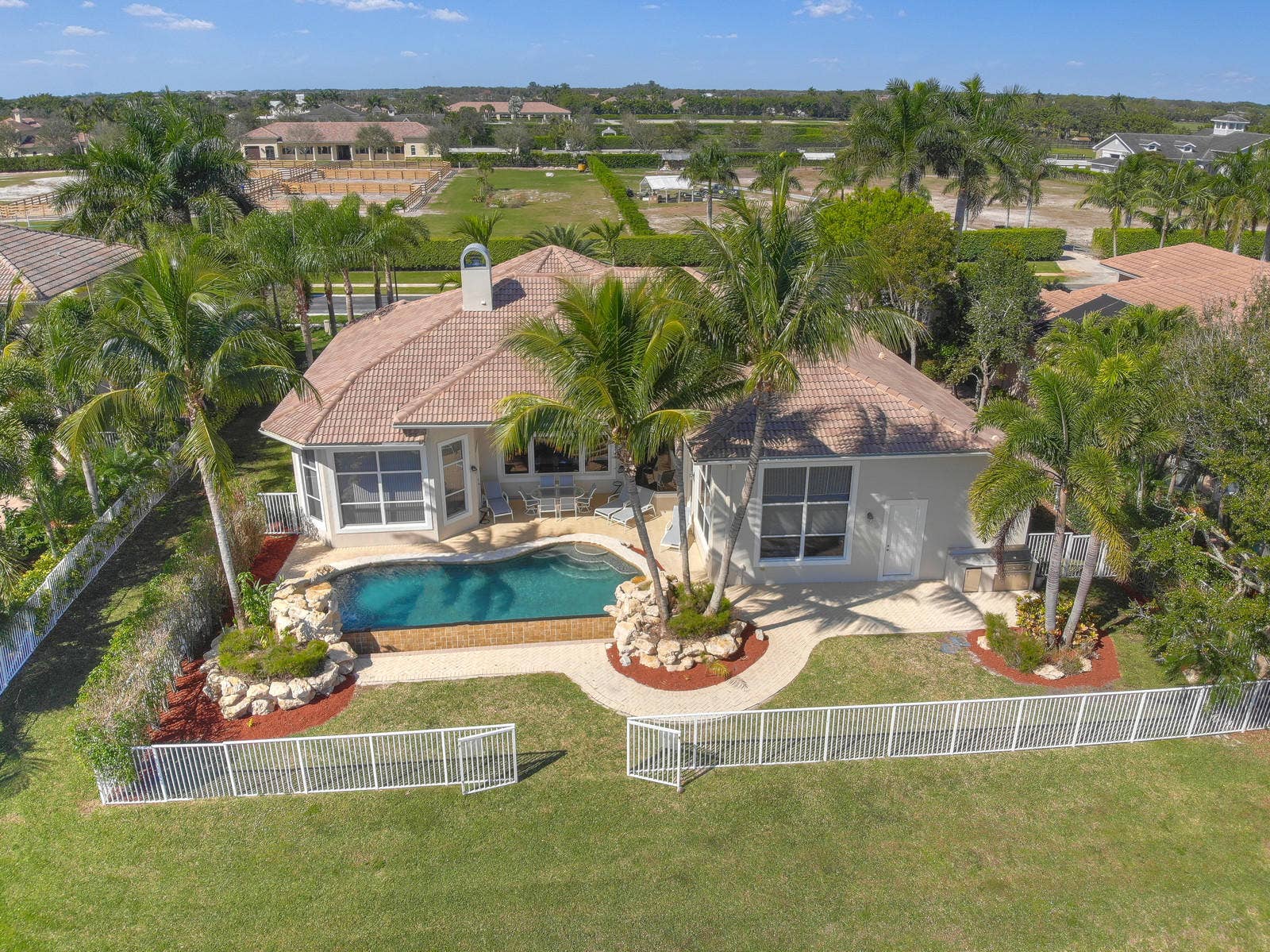 12537 Equine Lane, Wellington, FL 33414 48_Image_3_of_4 (1)_mls