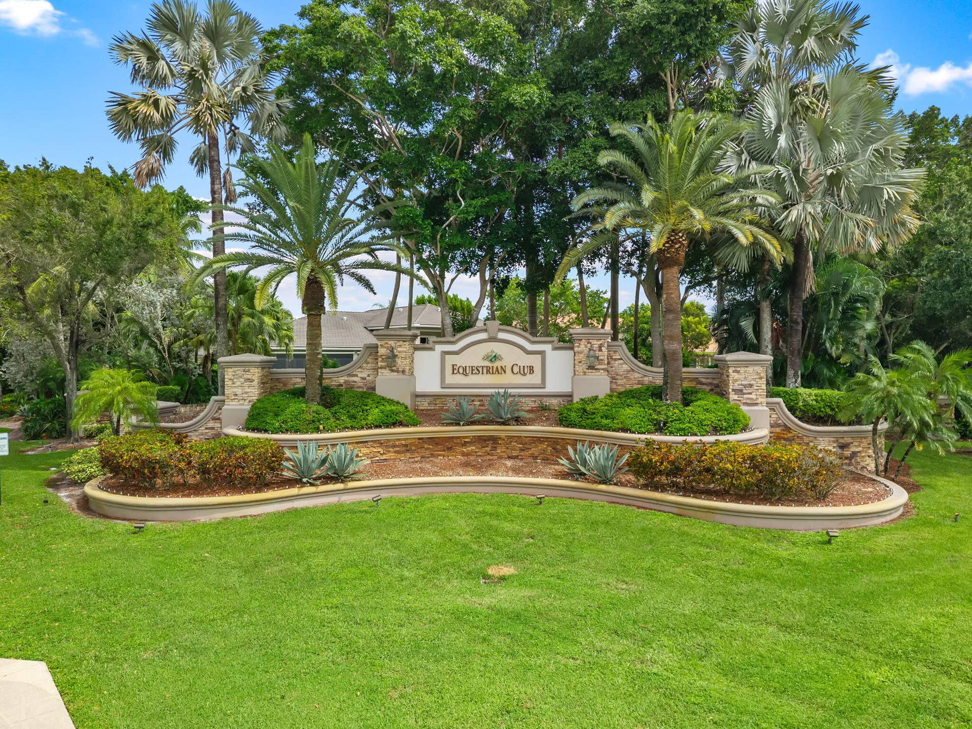 12537 Equine Lane, Wellington, FL 33414 23-web-or-mls-DJI_20261001002029_0098_D
