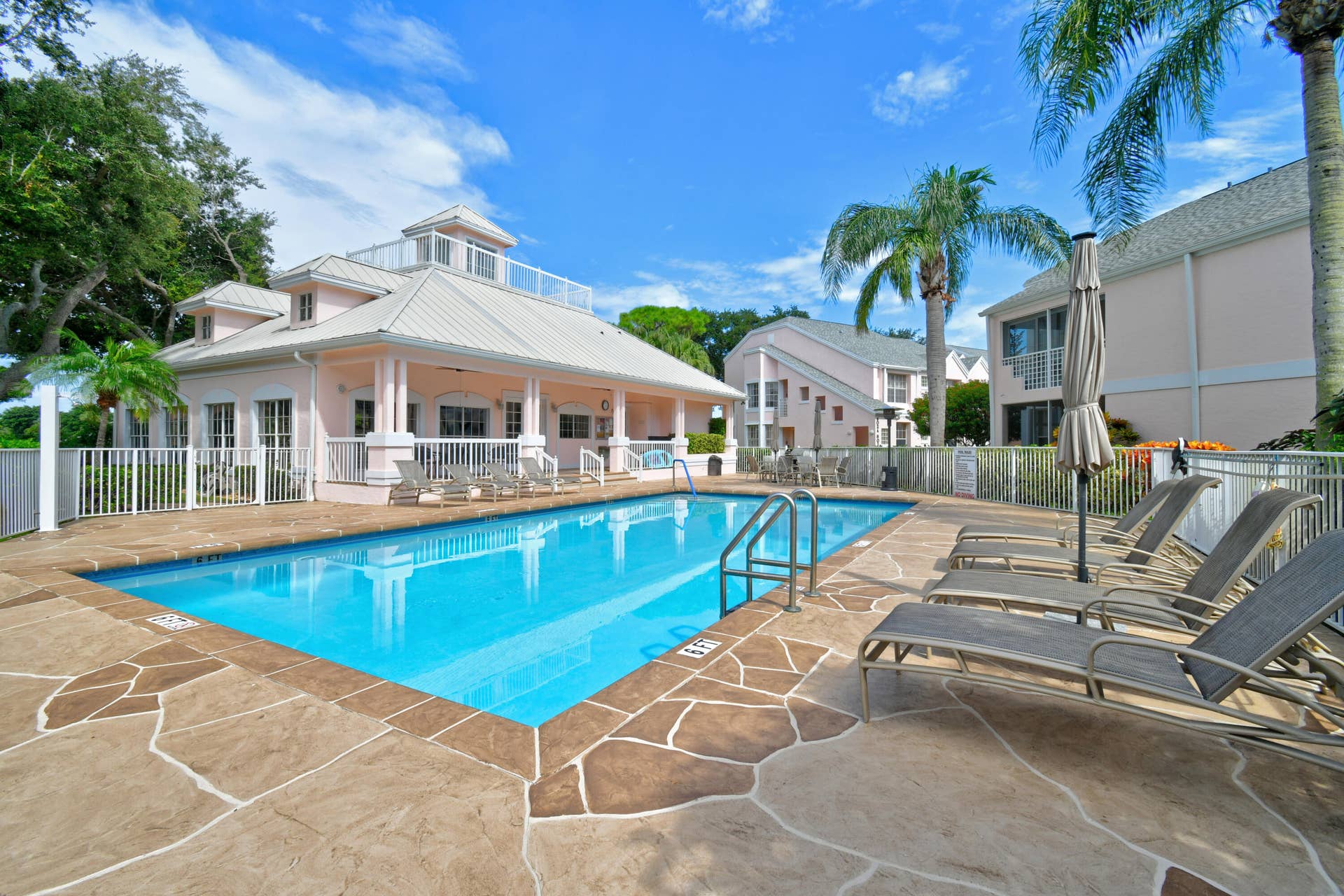 701 MUIRFIELD Court, #701E, Jupiter, FL 33458 Murfield Pool