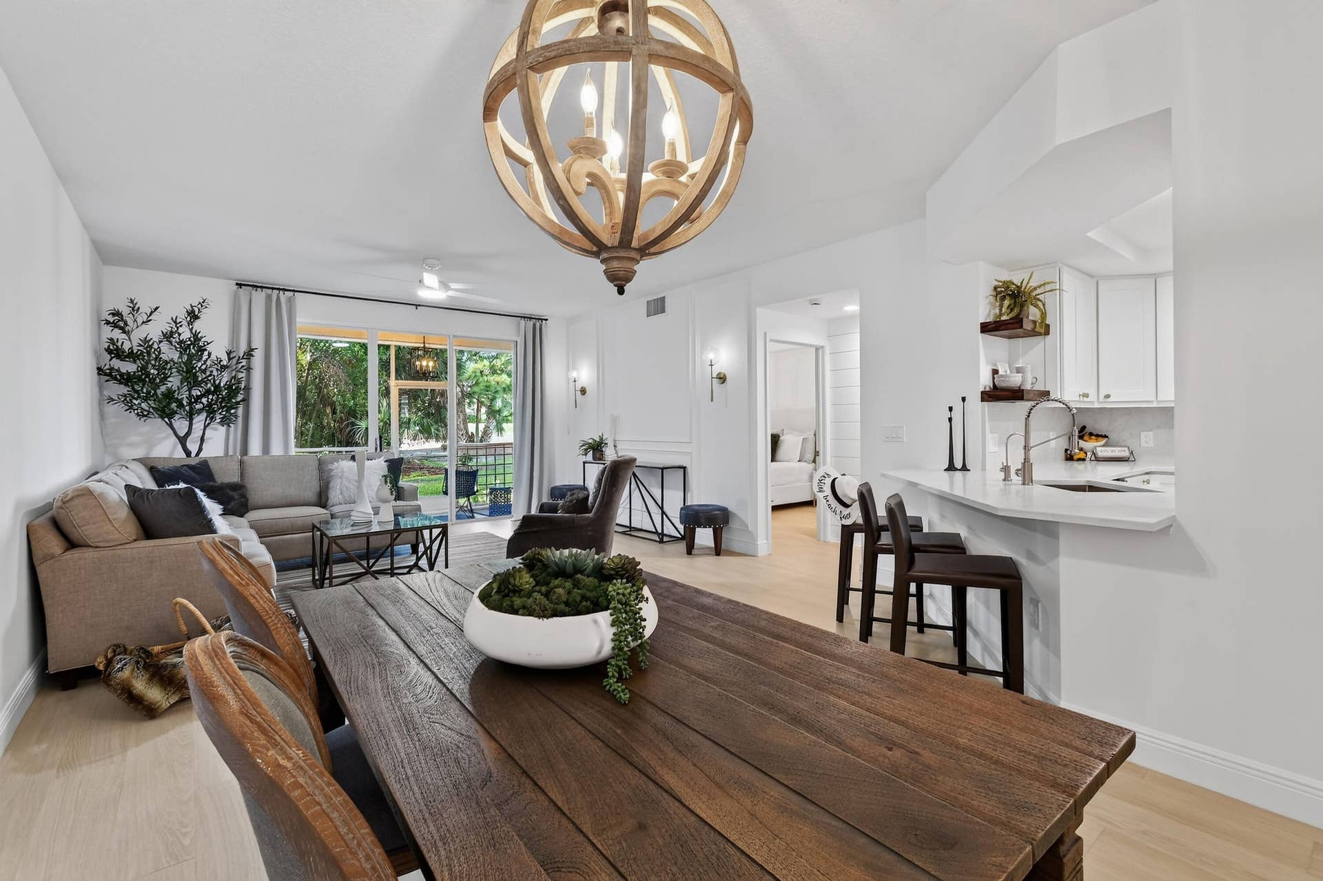 701 MUIRFIELD Court, #701E, Jupiter, FL 33458 Dining
