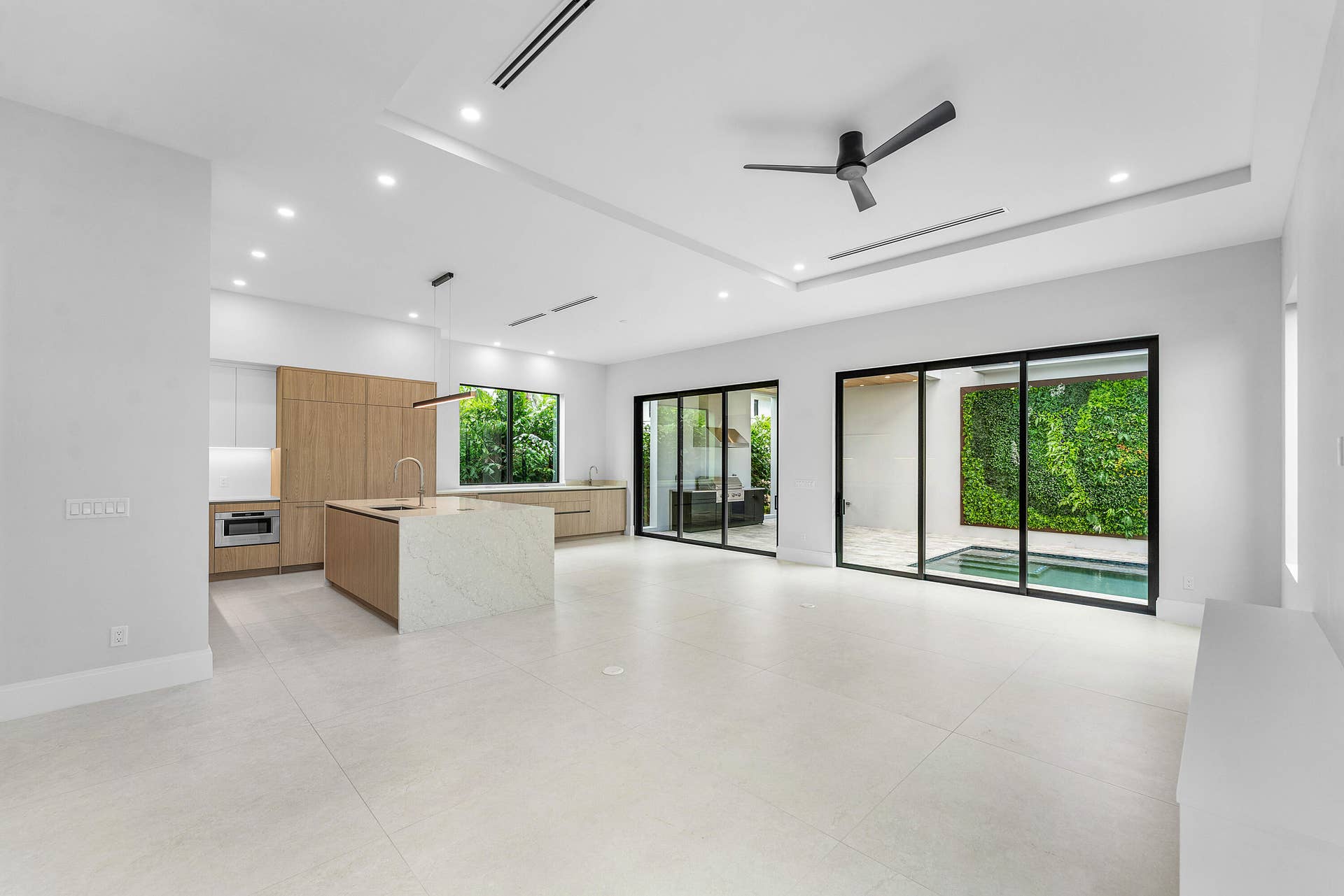 309 SE 6th Street, Delray Beach, FL 33483 017-309Southeast6thStreet-DelrayBeach-FL
