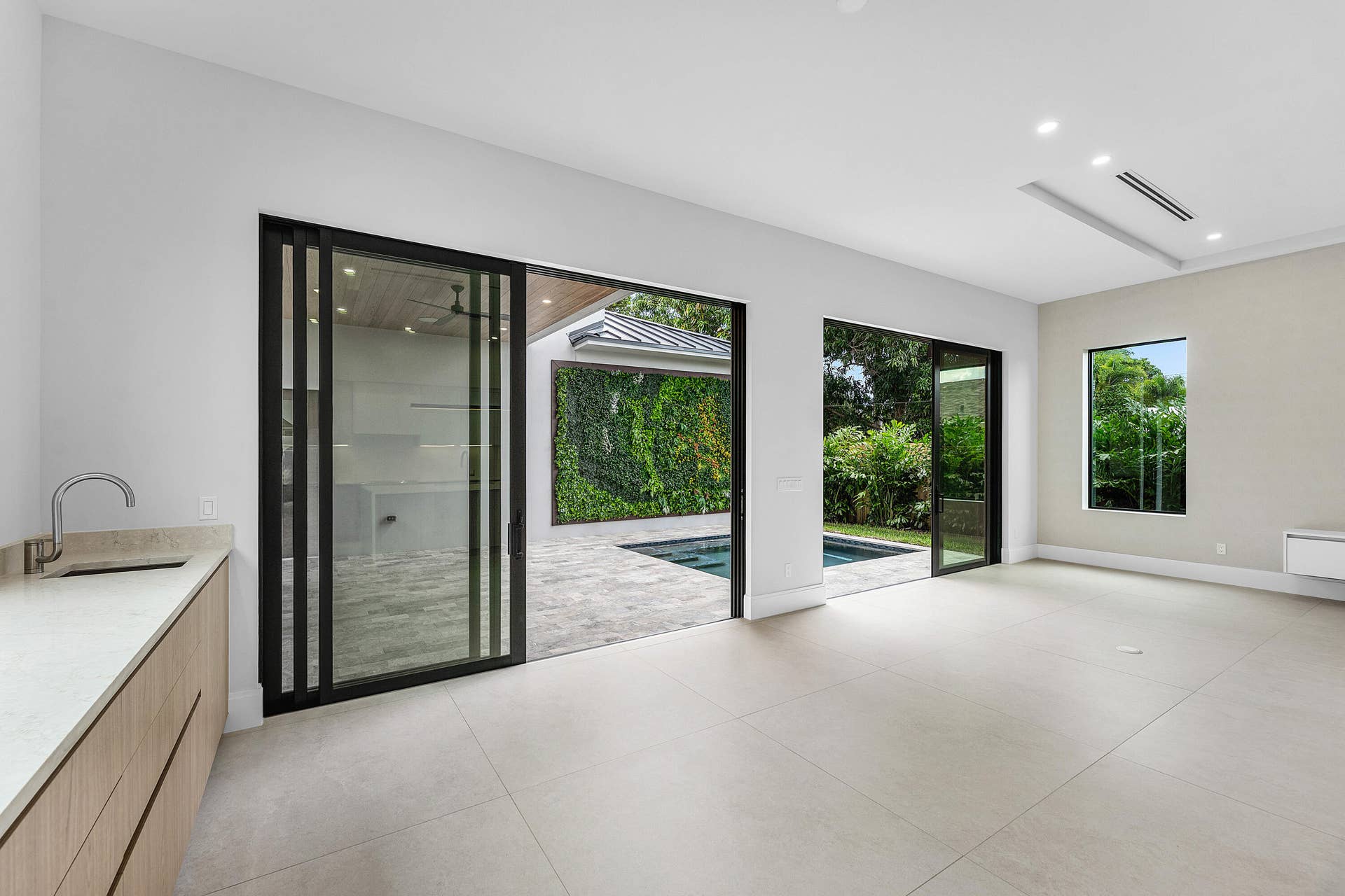 309 SE 6th Street, Delray Beach, FL 33483 010-309Southeast6thStreet-DelrayBeach-FL