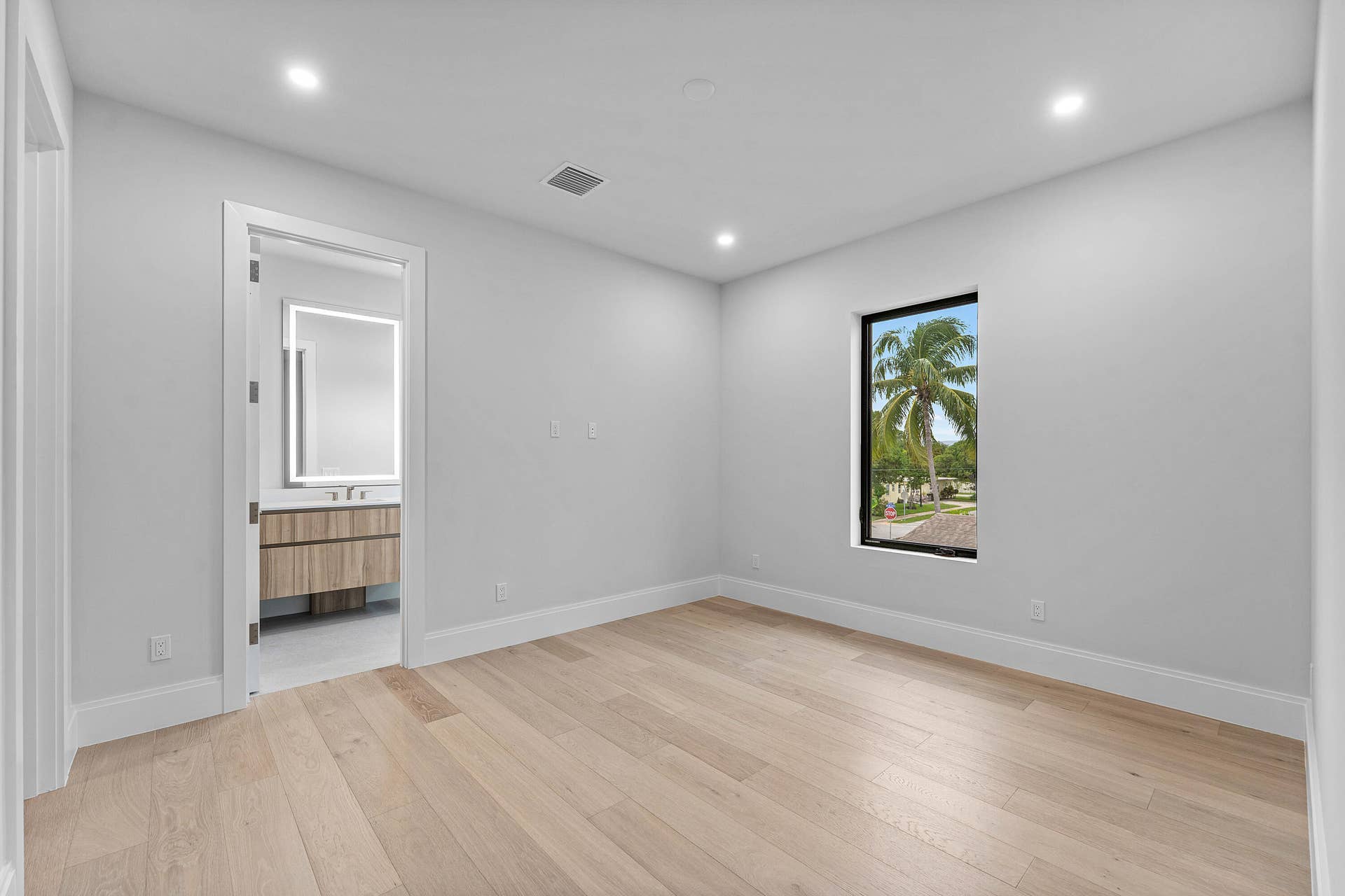 309 SE 6th Street, Delray Beach, FL 33483 034-309Southeast6thStreet-DelrayBeach-FL