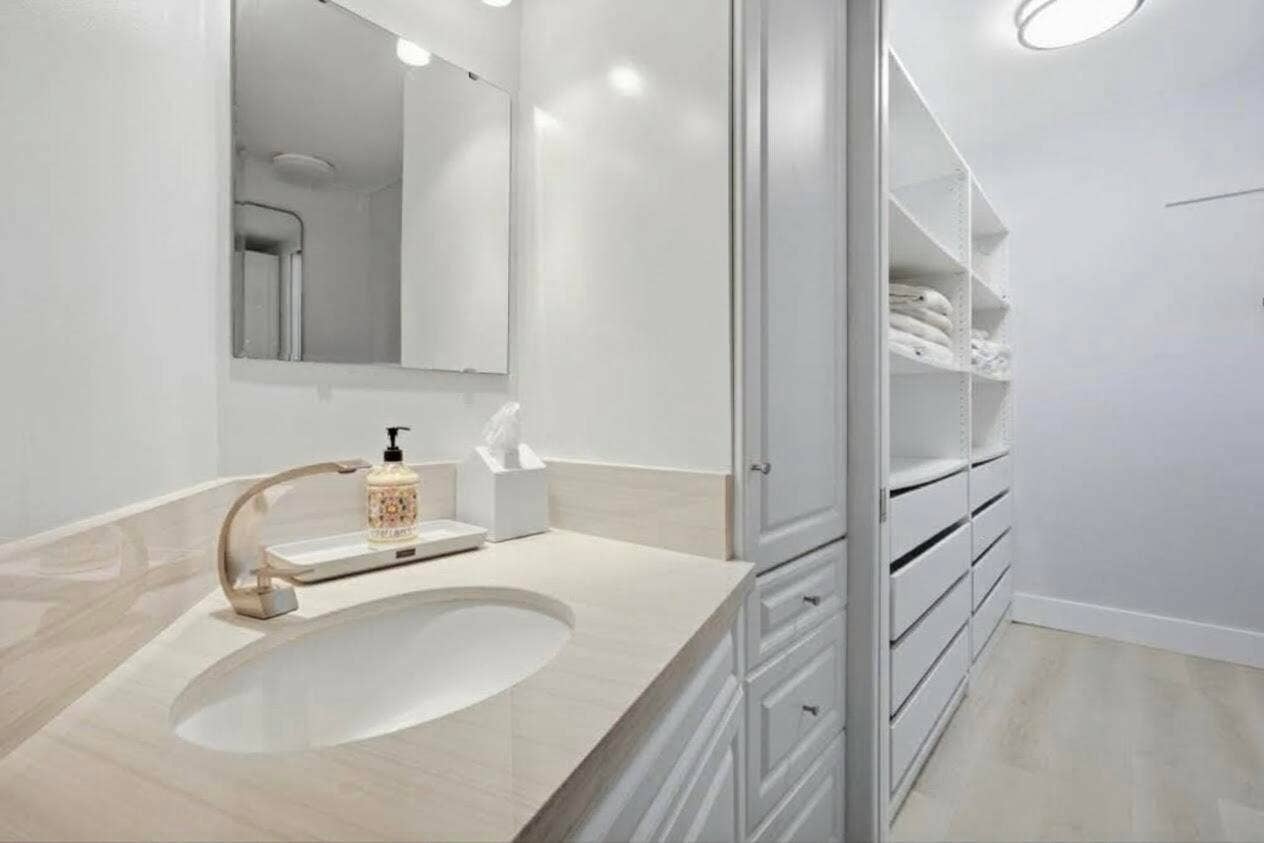 900 RIVER REACH Drive, #517, Fort Lauderdale, FL 33315 22-IMG_9409