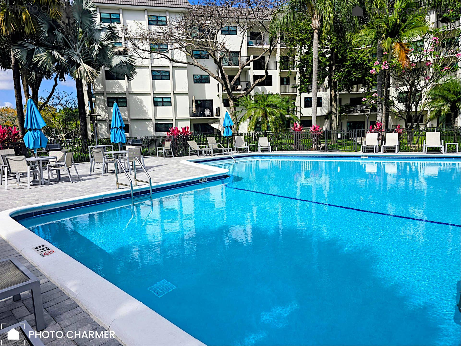 900 RIVER REACH Drive, #517, Fort Lauderdale, FL 33315 River Reach is a gated tropical island community on the New River with amenities including: Gym, pools & tennis courts. Minutes from beaches, entertainment & FLL airport.