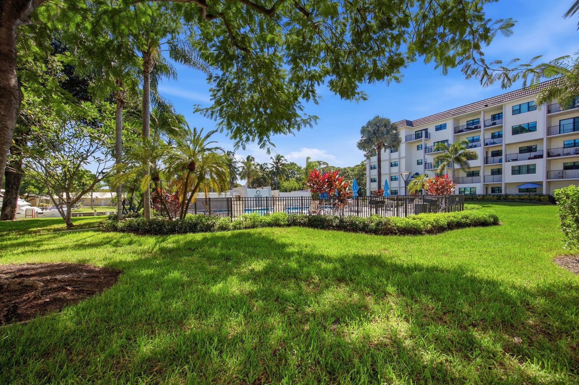 900 RIVER REACH Drive, #517, Fort Lauderdale, FL 33315 35-IMG_2251