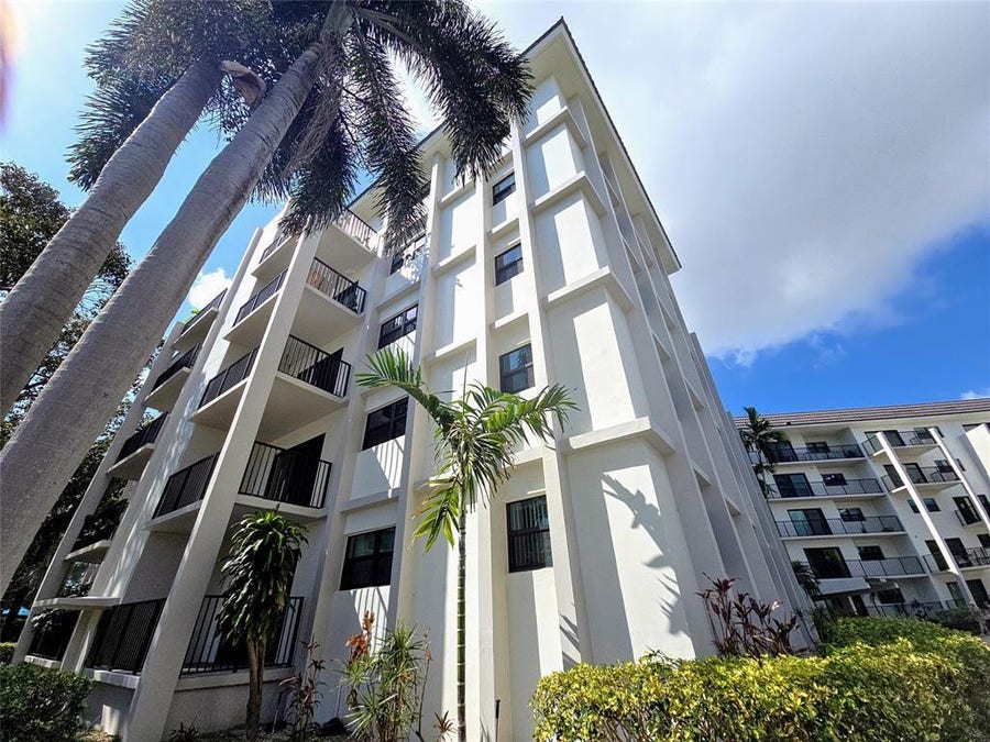 Property photo for 900 RIVER REACH Drive, #517, Fort Lauderdale, FL