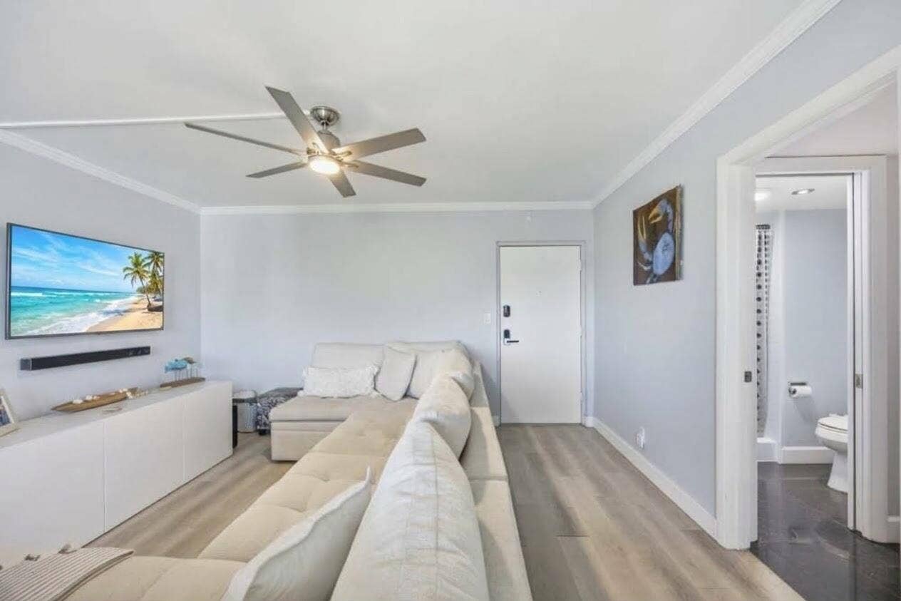 900 RIVER REACH Drive, #517, Fort Lauderdale, FL 33315 11-IMG_9429