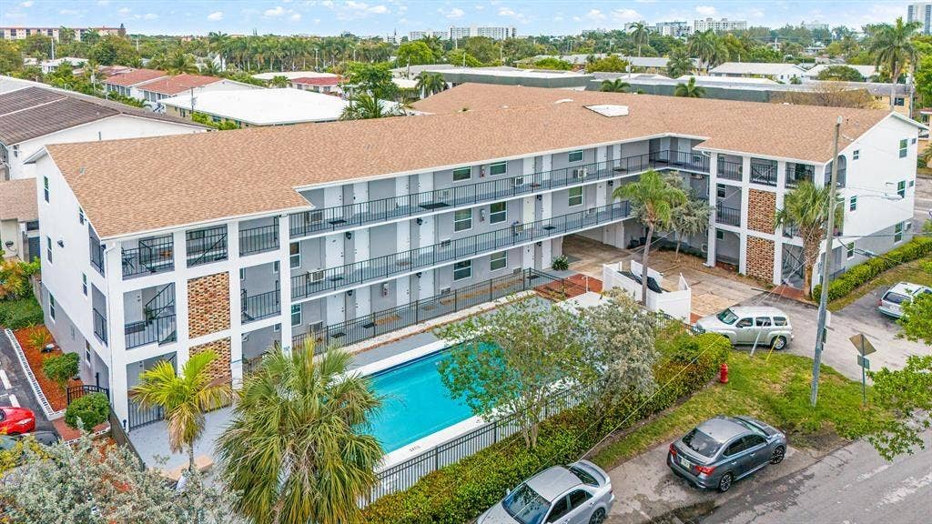 1021 NE 24TH Avenue, #18, Pompano Beach, FL 33062 Photo 1