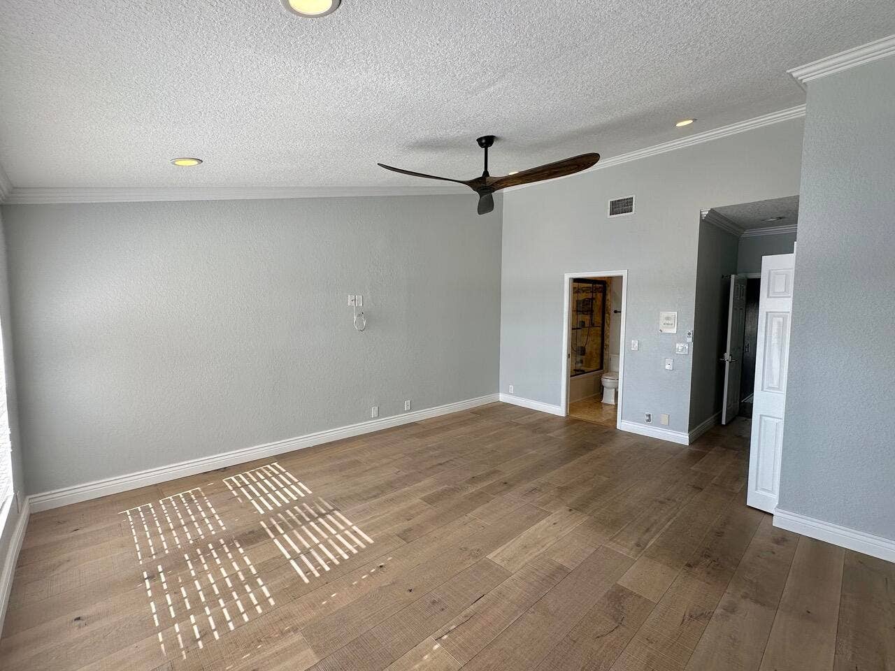 4230 N OCEAN Drive, Hollywood, FL 33019 Primary bedroom