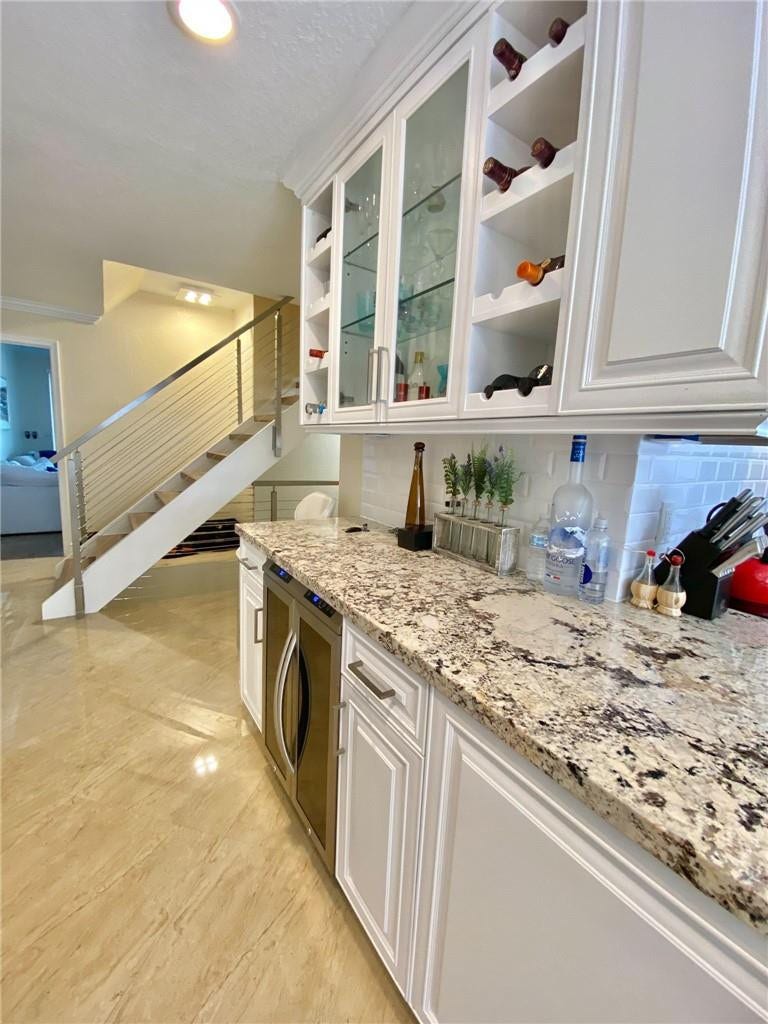 4230 N OCEAN Drive, Hollywood, FL 33019 Photo 10