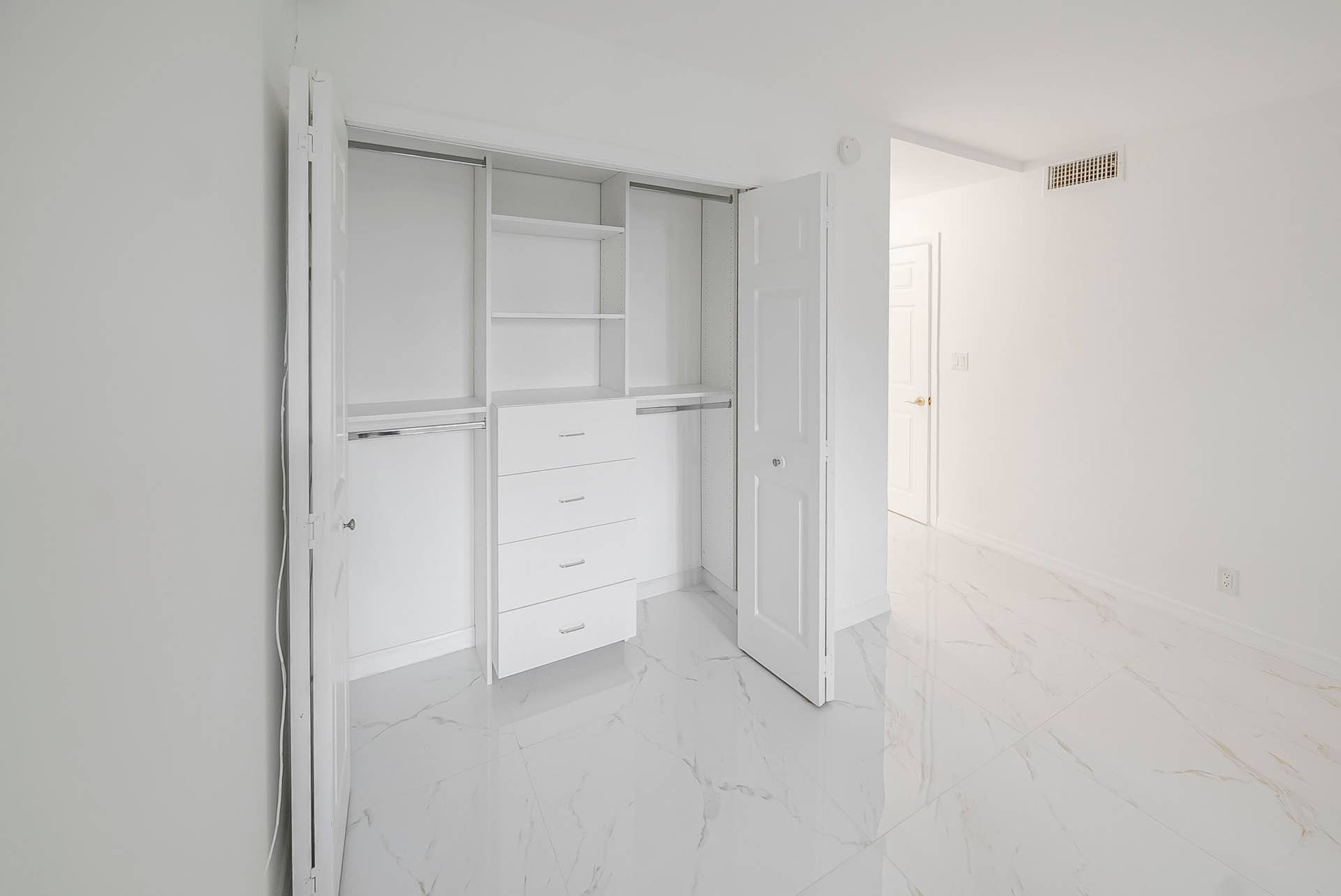 16300 Golf Club Road, #114, Weston, FL 33326 Master Bedroom Closet