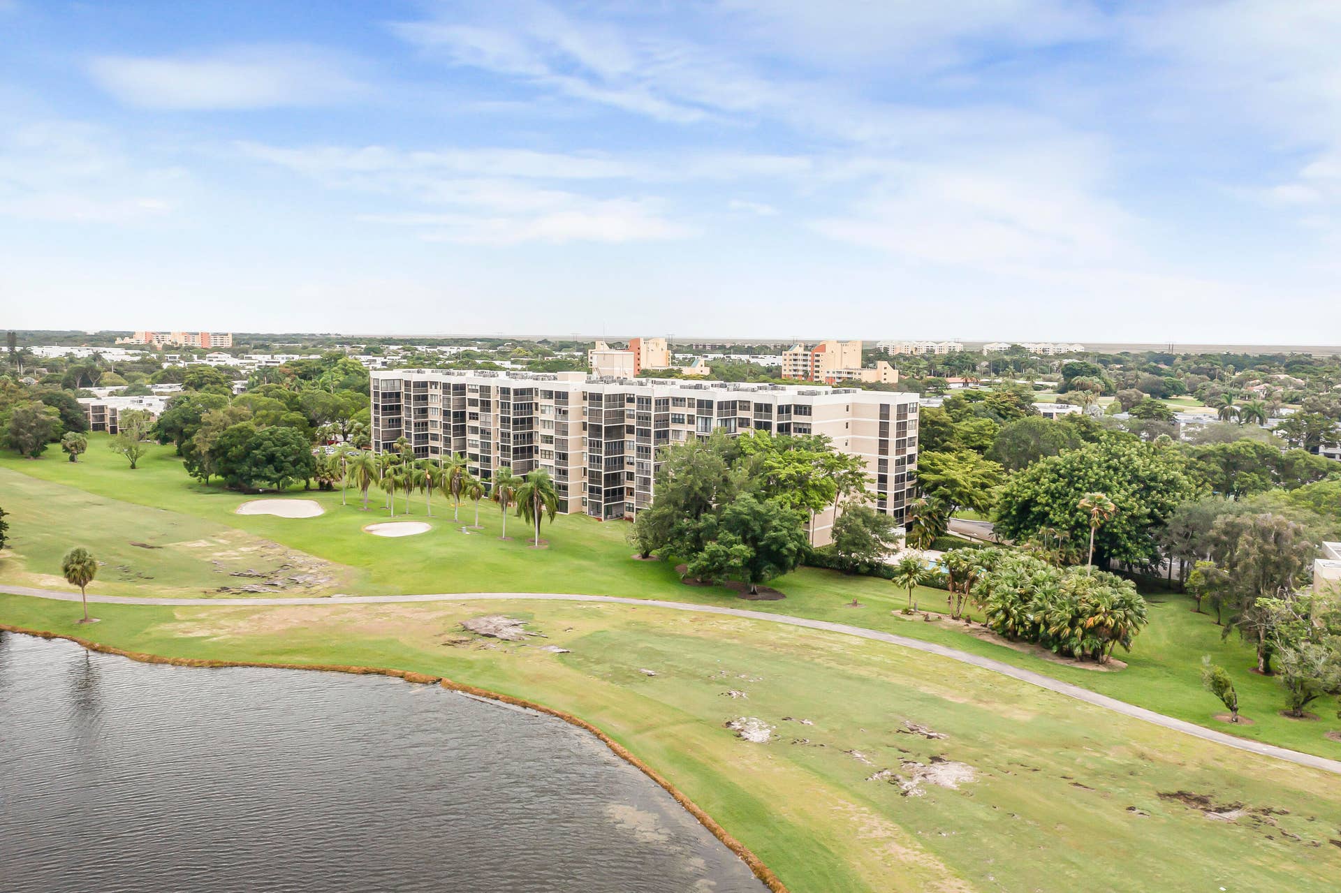 16300 Golf Club Road, #114, Weston, FL 33326 Aerial View
