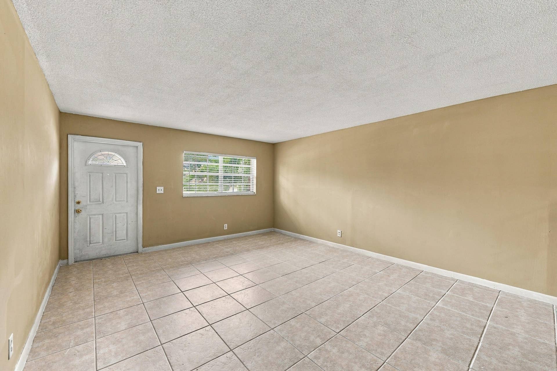 4106 RIVERSIDE Drive, #1 - #2, Coral Springs, FL 33065 21_dsc_5690