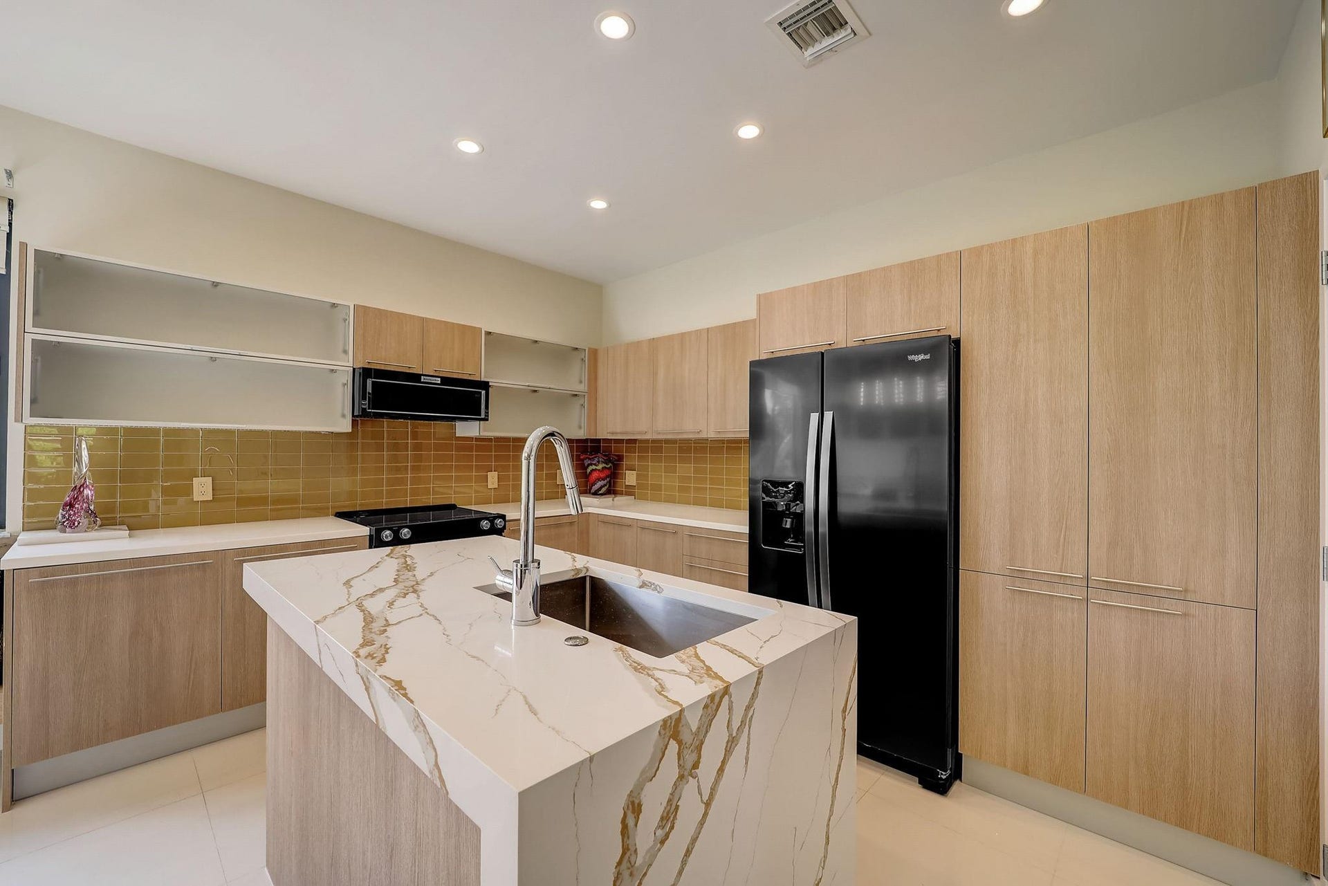 173 SE 1st Circle, Pompano Beach, FL 33060 Photo 17