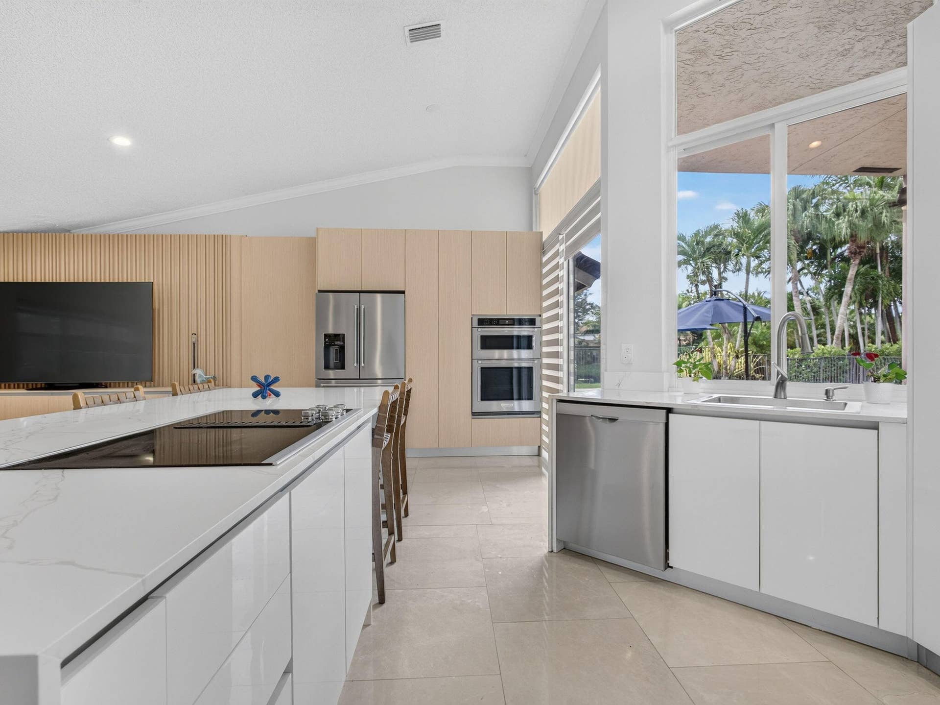 832 WATERVIEW Drive, Weston, FL 33326 925A9525