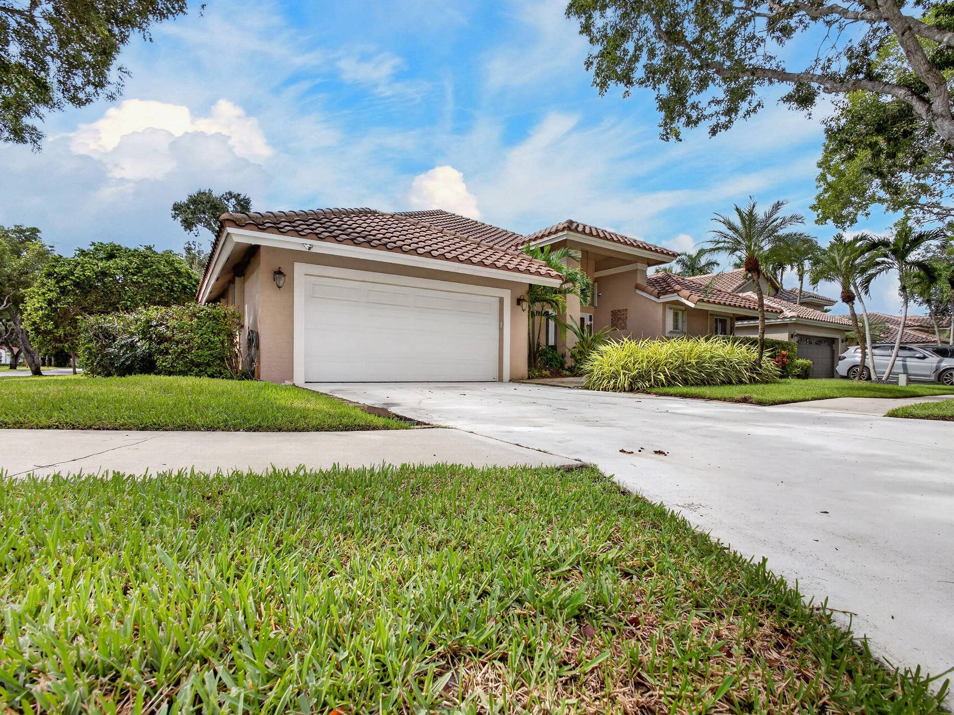 832 WATERVIEW Drive, Weston, FL 33326 925A9208