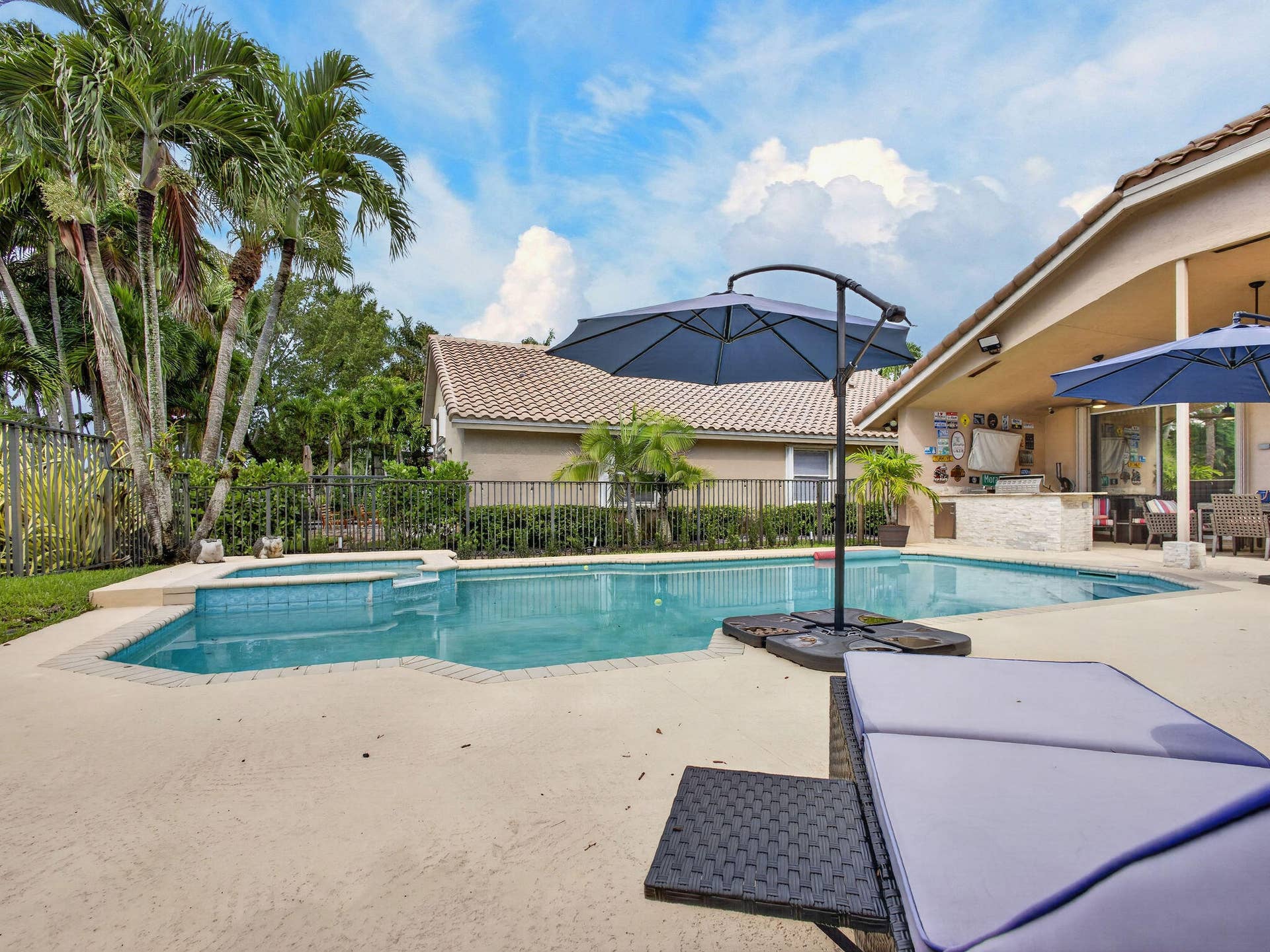 832 WATERVIEW Drive, Weston, FL 33326 925A9338