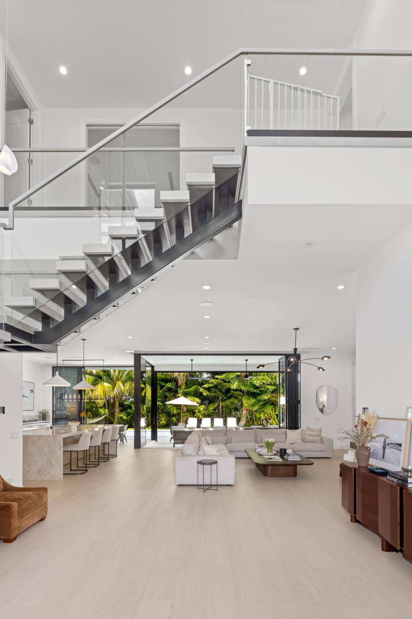 Foyer 4