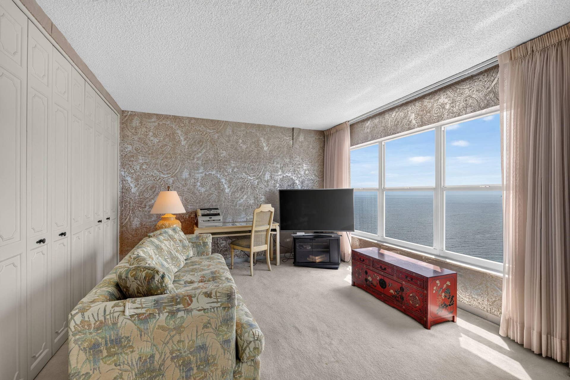 3500 GALT OCEAN Drive, #2703, Fort Lauderdale, FL 33308 Guest bedroom