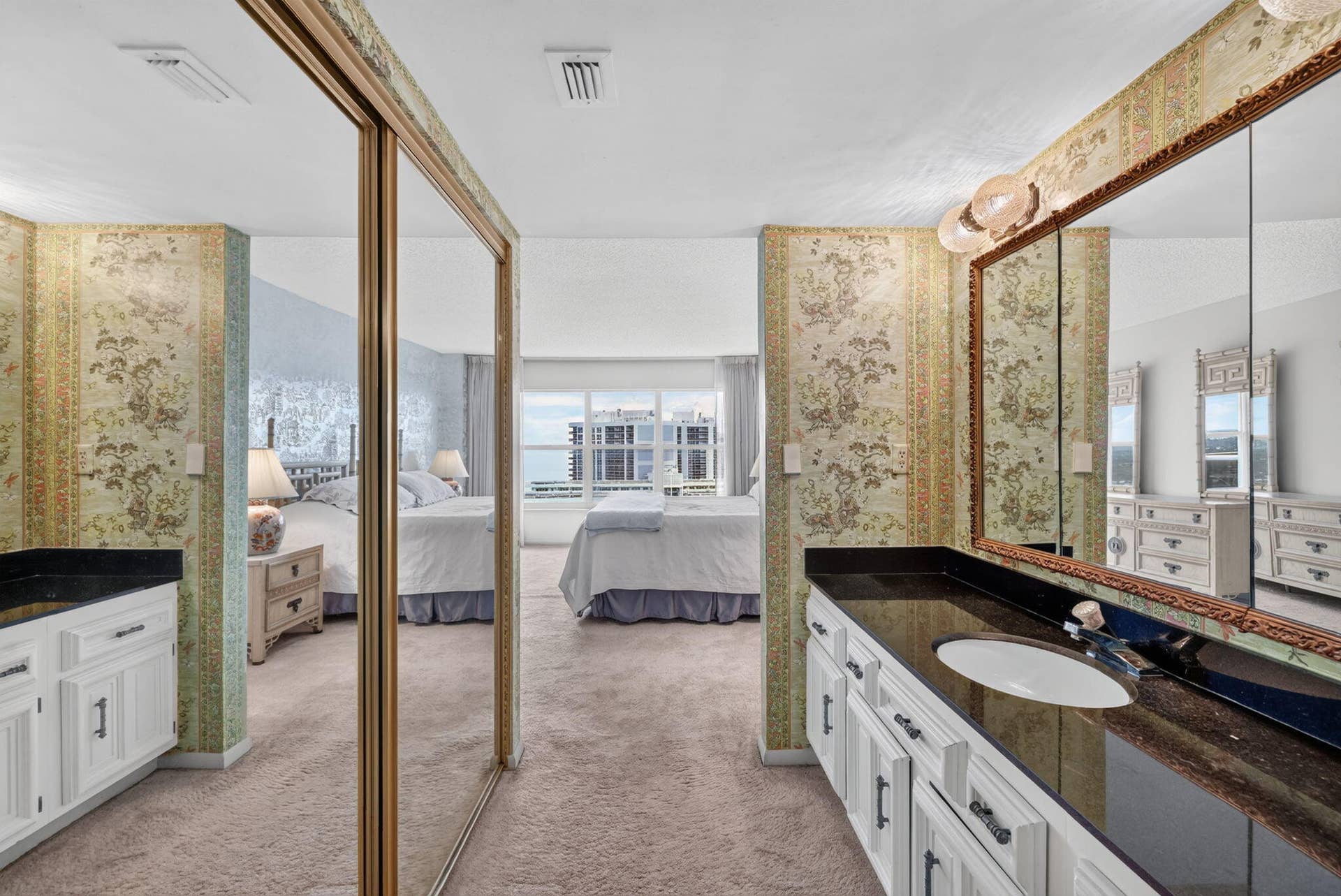 3500 GALT OCEAN Drive, #2703, Fort Lauderdale, FL 33308 Walk in closet and additional dual closet in master bathroom