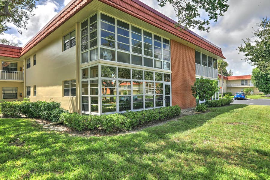 Property photo for 46 WOODLAND Drive, #106, Vero Beach, FL