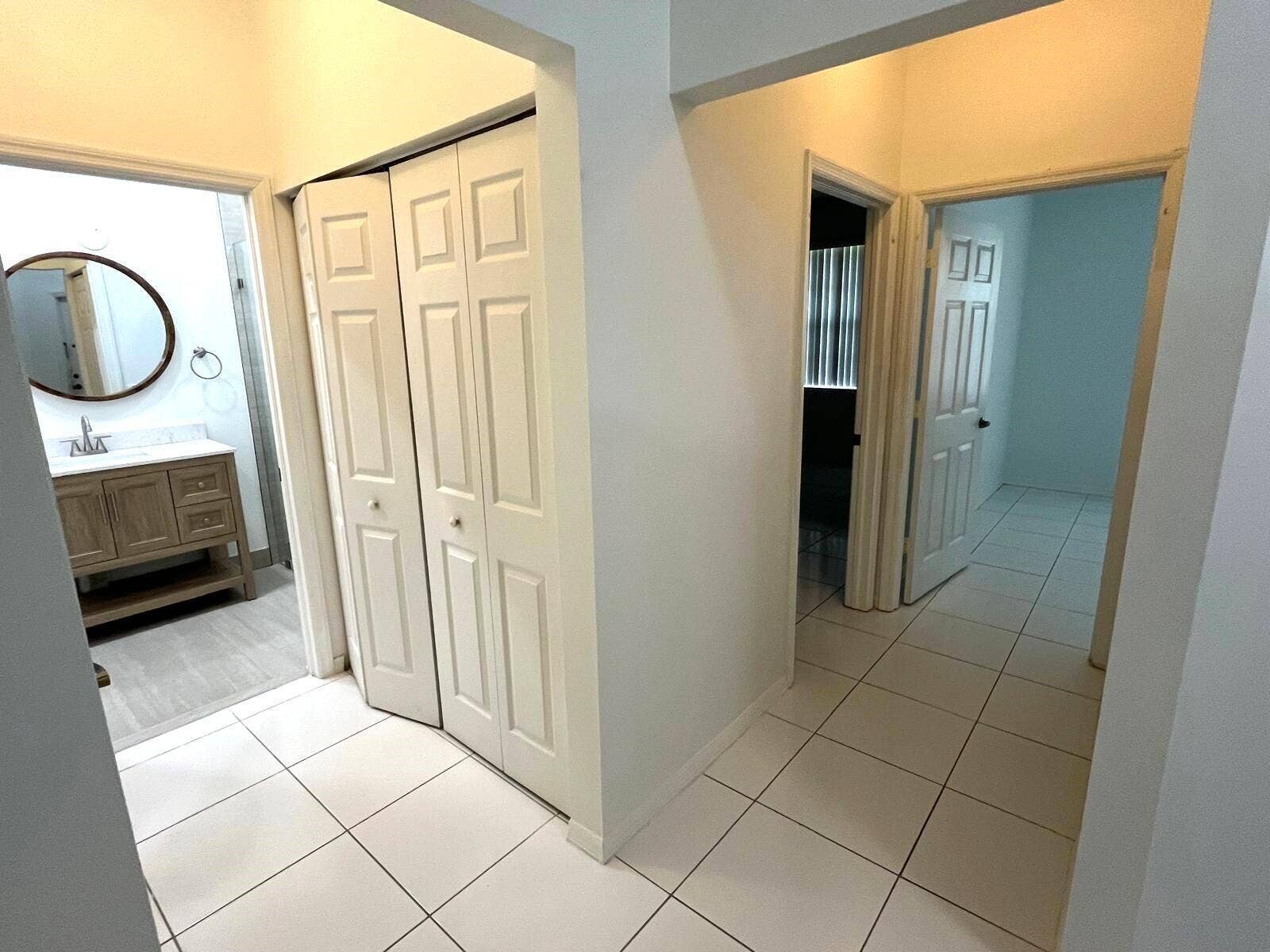 3166 VIA POINCIANA, #2, Lake Worth, Lake Worth, FL 33467 IMG-20250801-WA0022