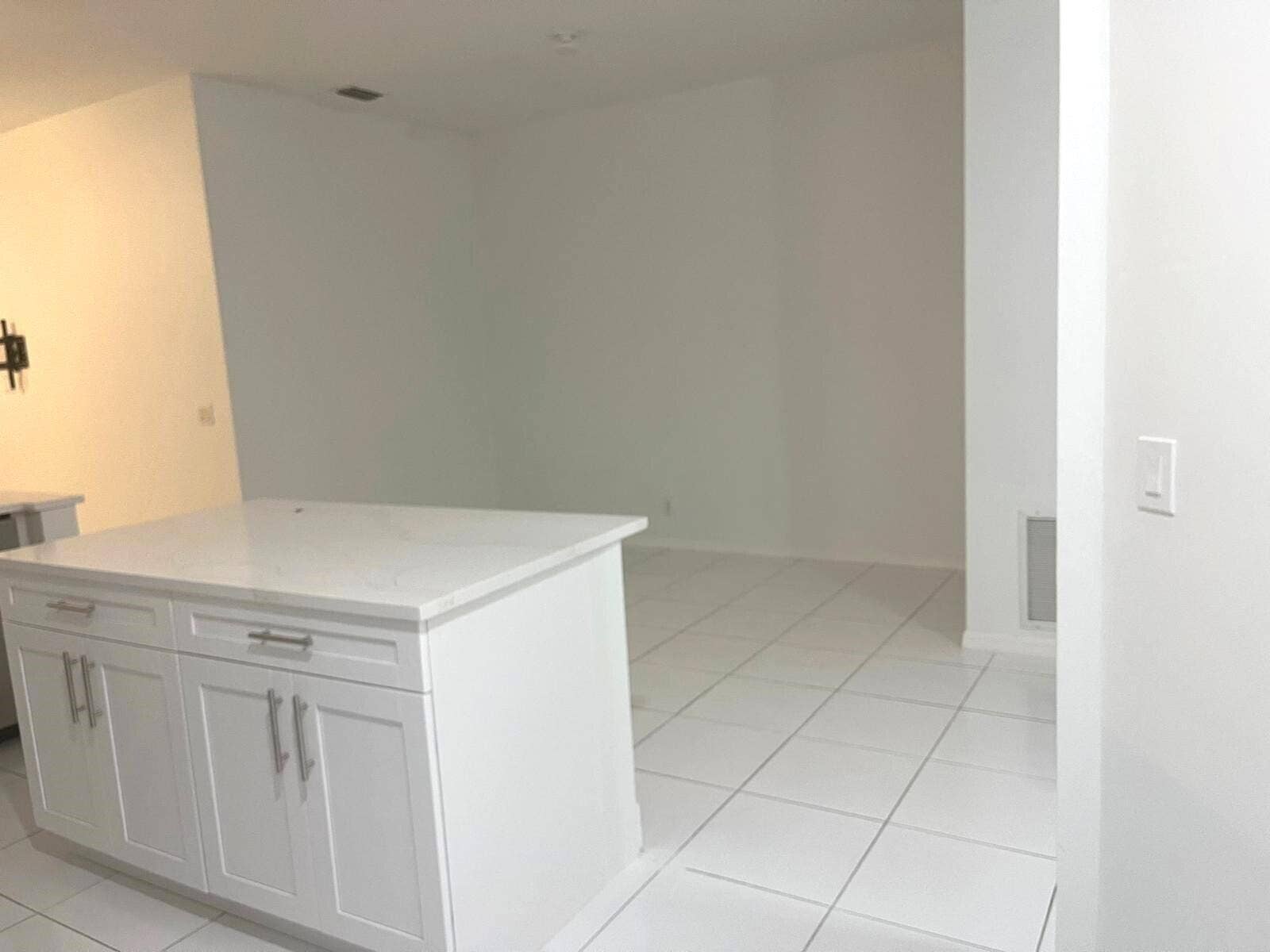3166 VIA POINCIANA, #2, Lake Worth, Lake Worth, FL 33467 IMG-20250801-WA0010