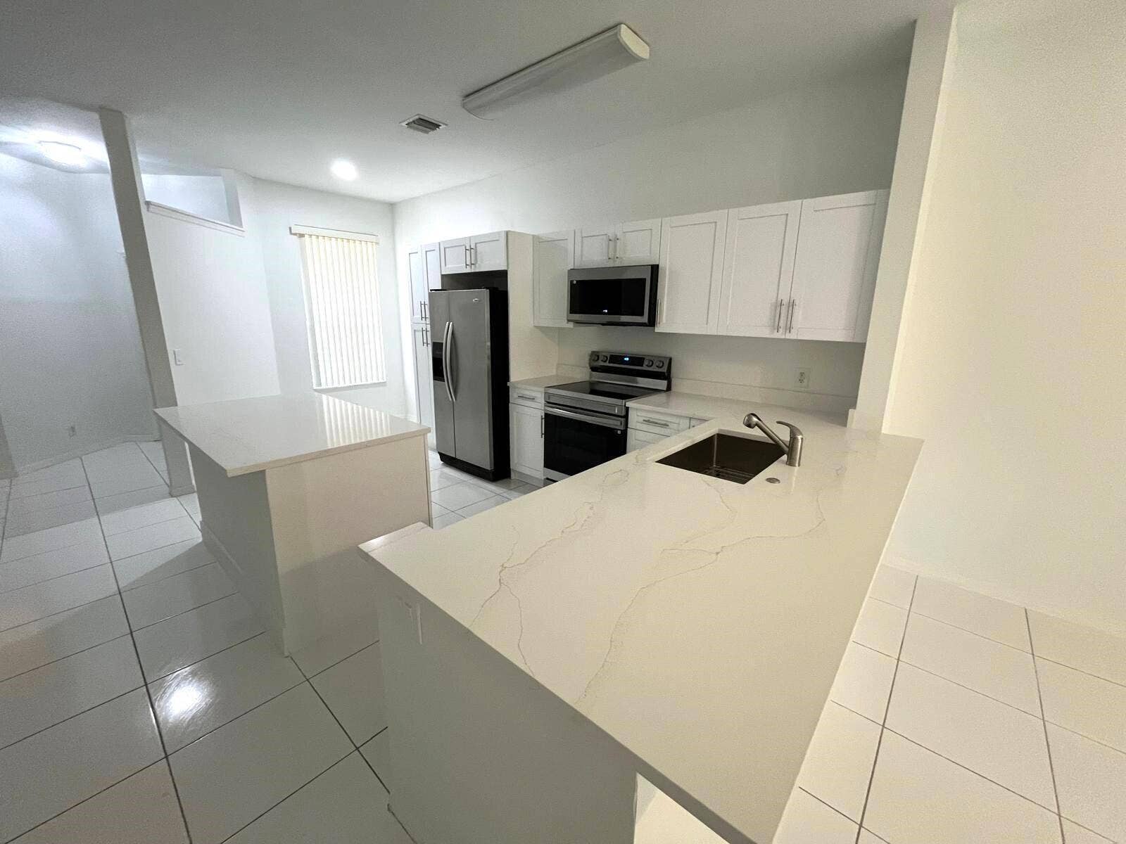 3166 VIA POINCIANA, #2, Lake Worth, Lake Worth, FL 33467 IMG-20250801-WA0002