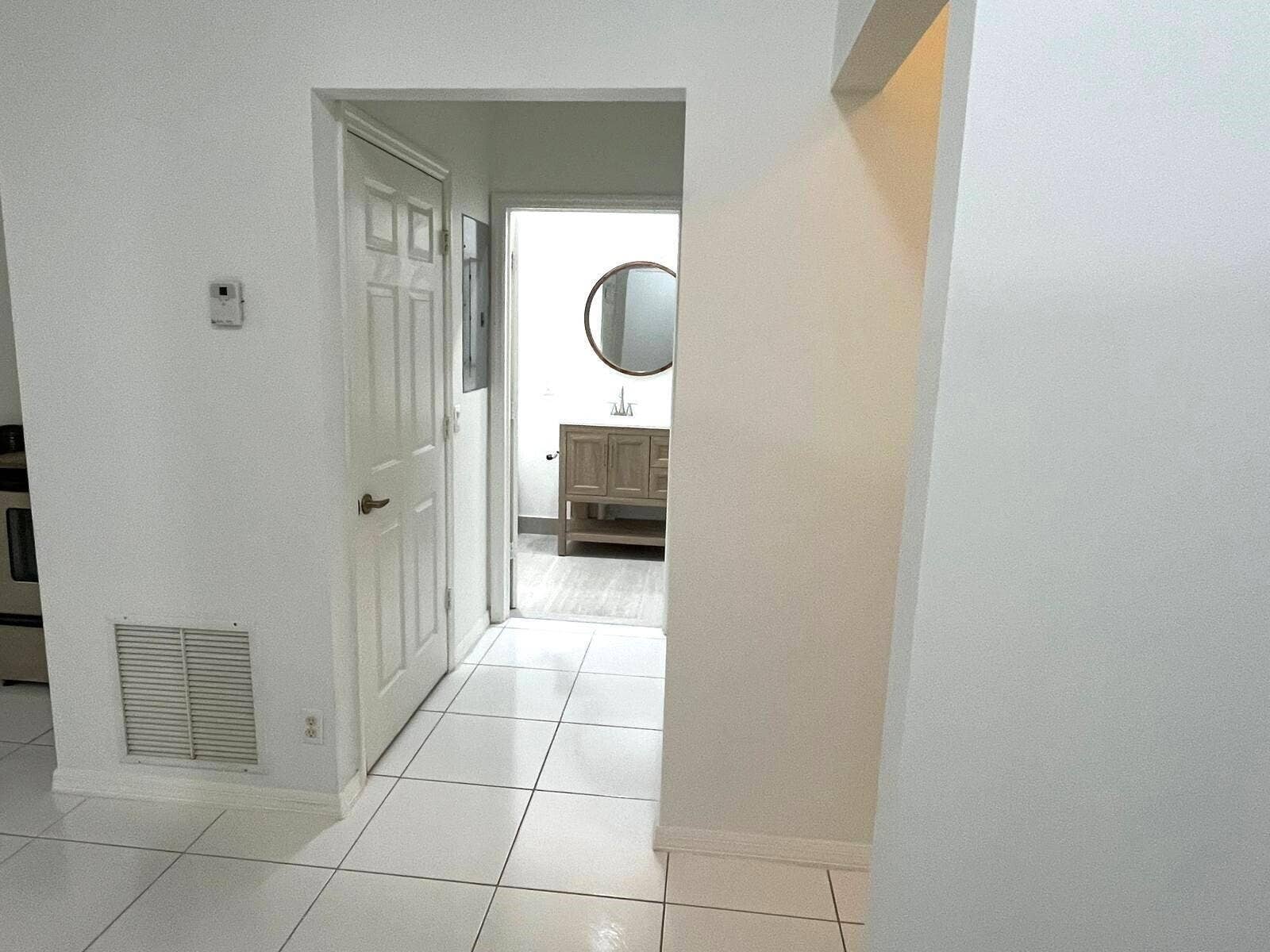 3166 VIA POINCIANA, #2, Lake Worth, Lake Worth, FL 33467 IMG-20250801-WA0021
