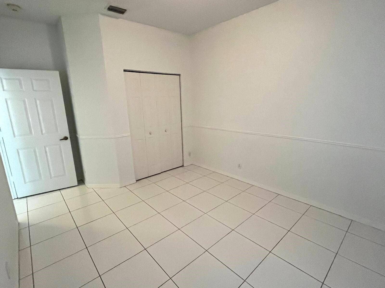 3166 VIA POINCIANA, #2, Lake Worth, Lake Worth, FL 33467 IMG-20250731-WA0111