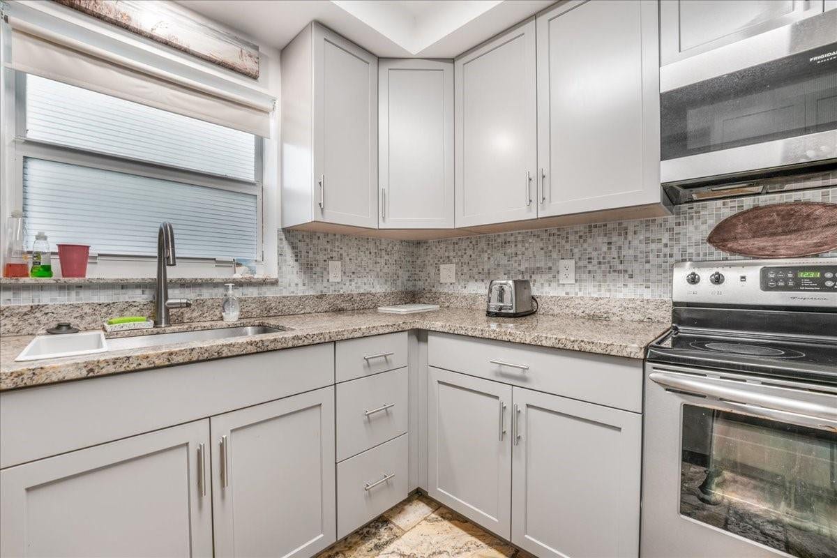 1203 Hillsboro Mile, #6A, Hillsboro Beach, FL 33062 Photo 14