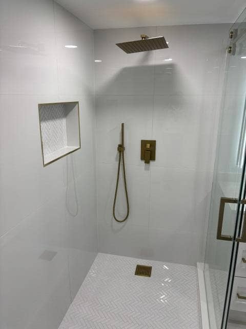 Dual shower