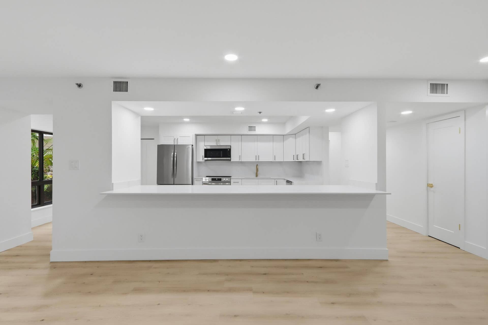 Open Kitchen