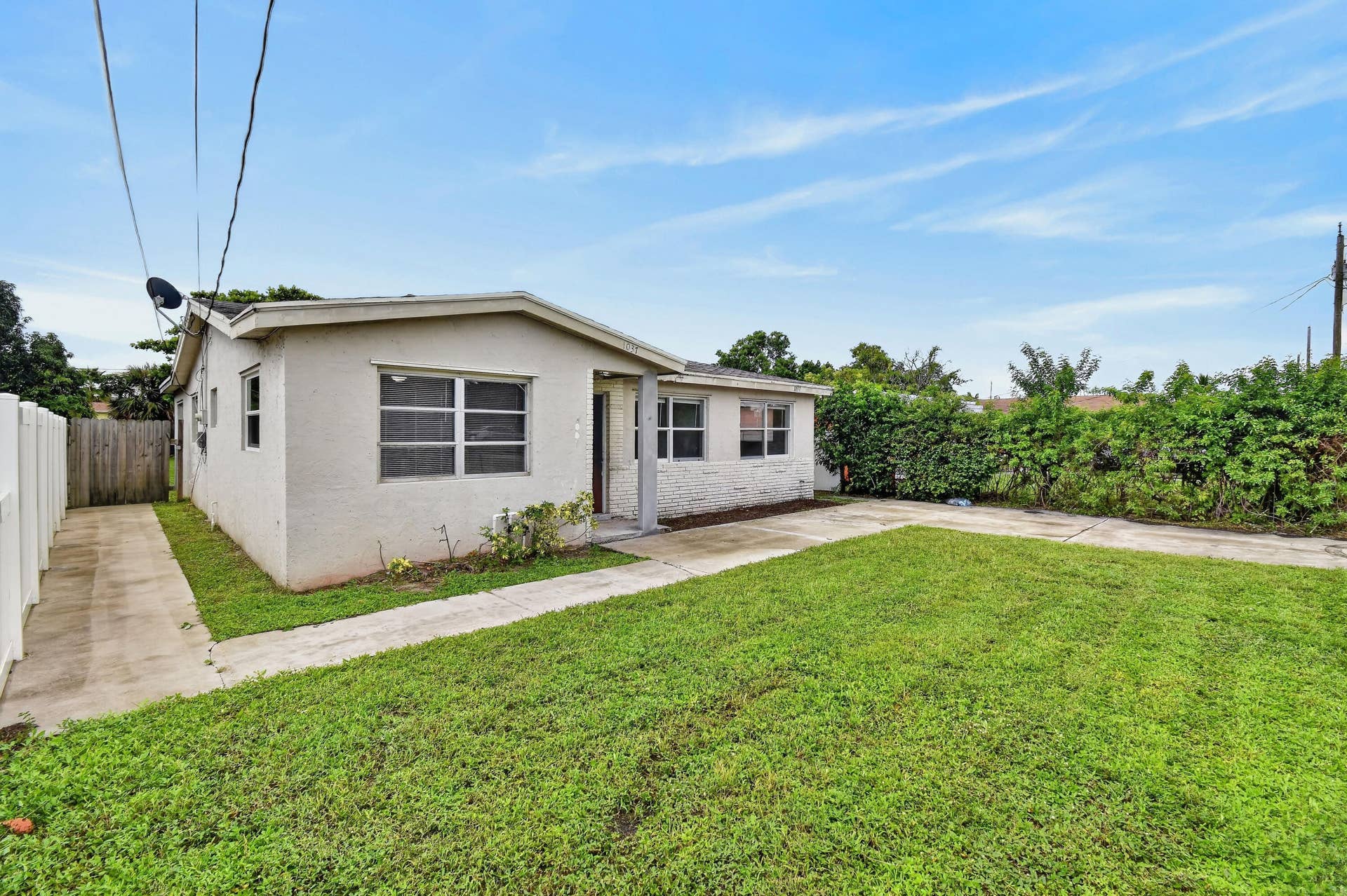 1037 W 28TH Street, Riviera Beach, Riviera Beach, FL 33404 1037W28thSt(3)