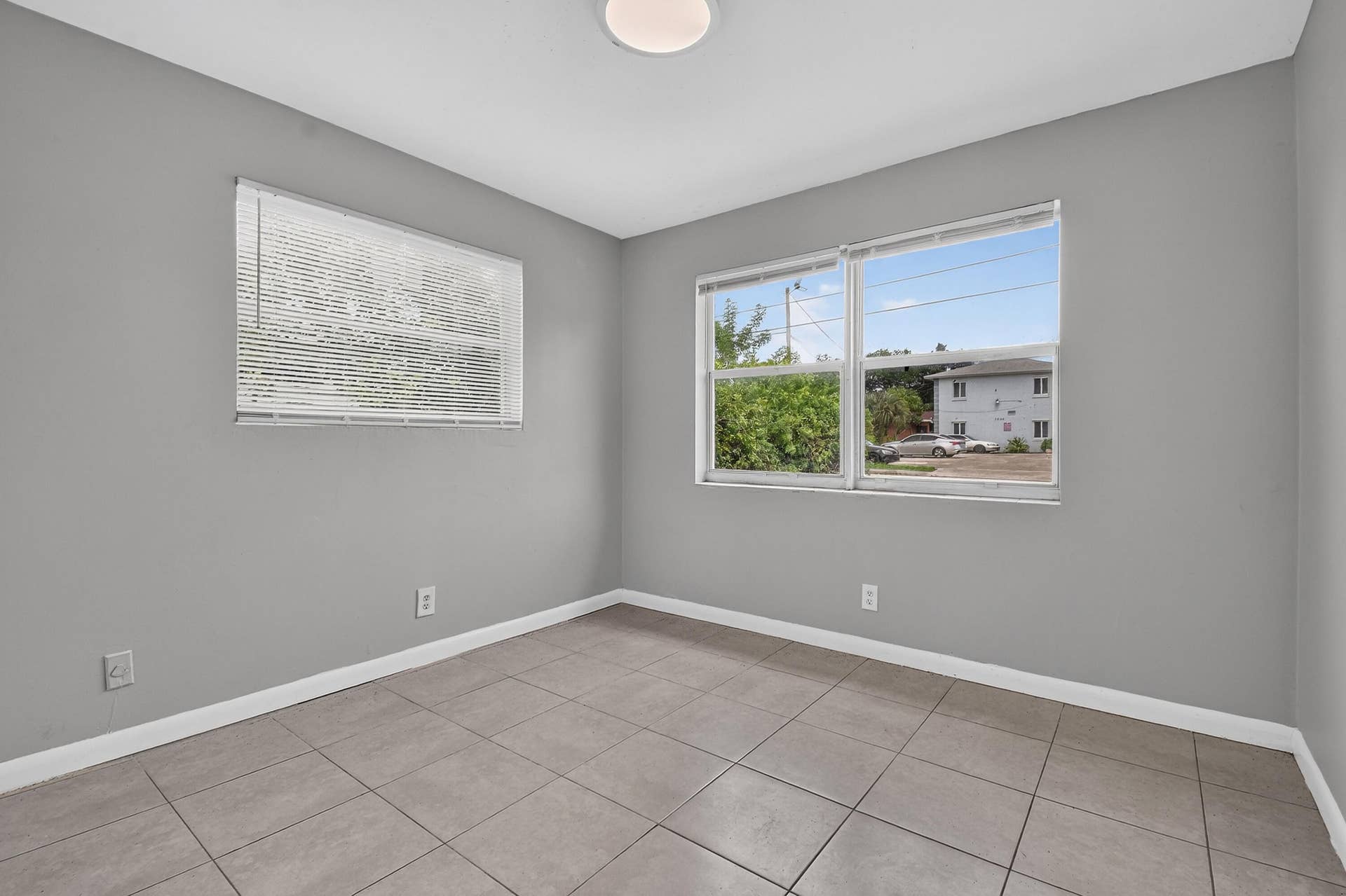1037 W 28TH Street, Riviera Beach, Riviera Beach, FL 33404 1037W28thSt(29)