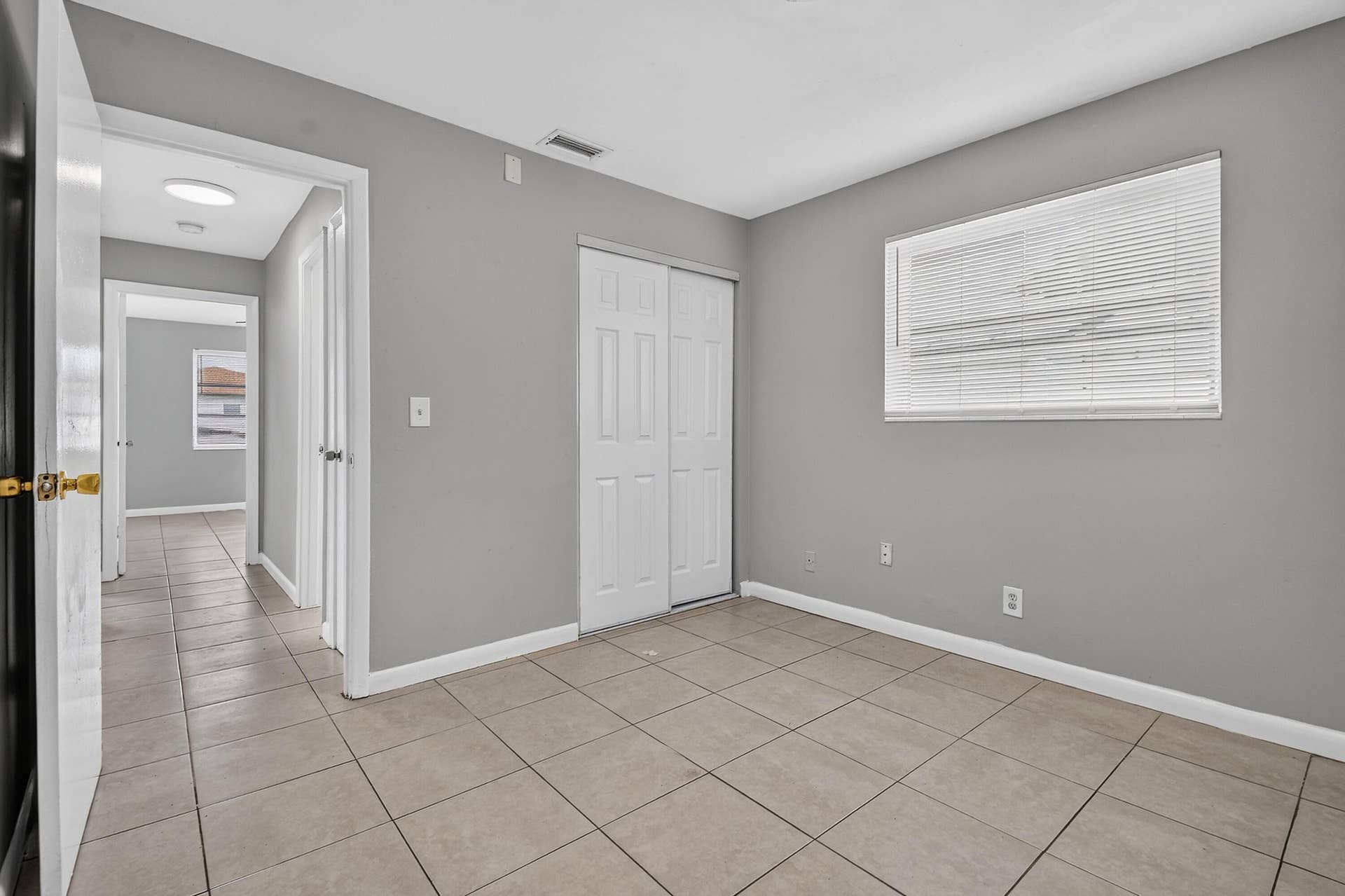 1037 W 28TH Street, Riviera Beach, Riviera Beach, FL 33404 1037W28thSt(22)