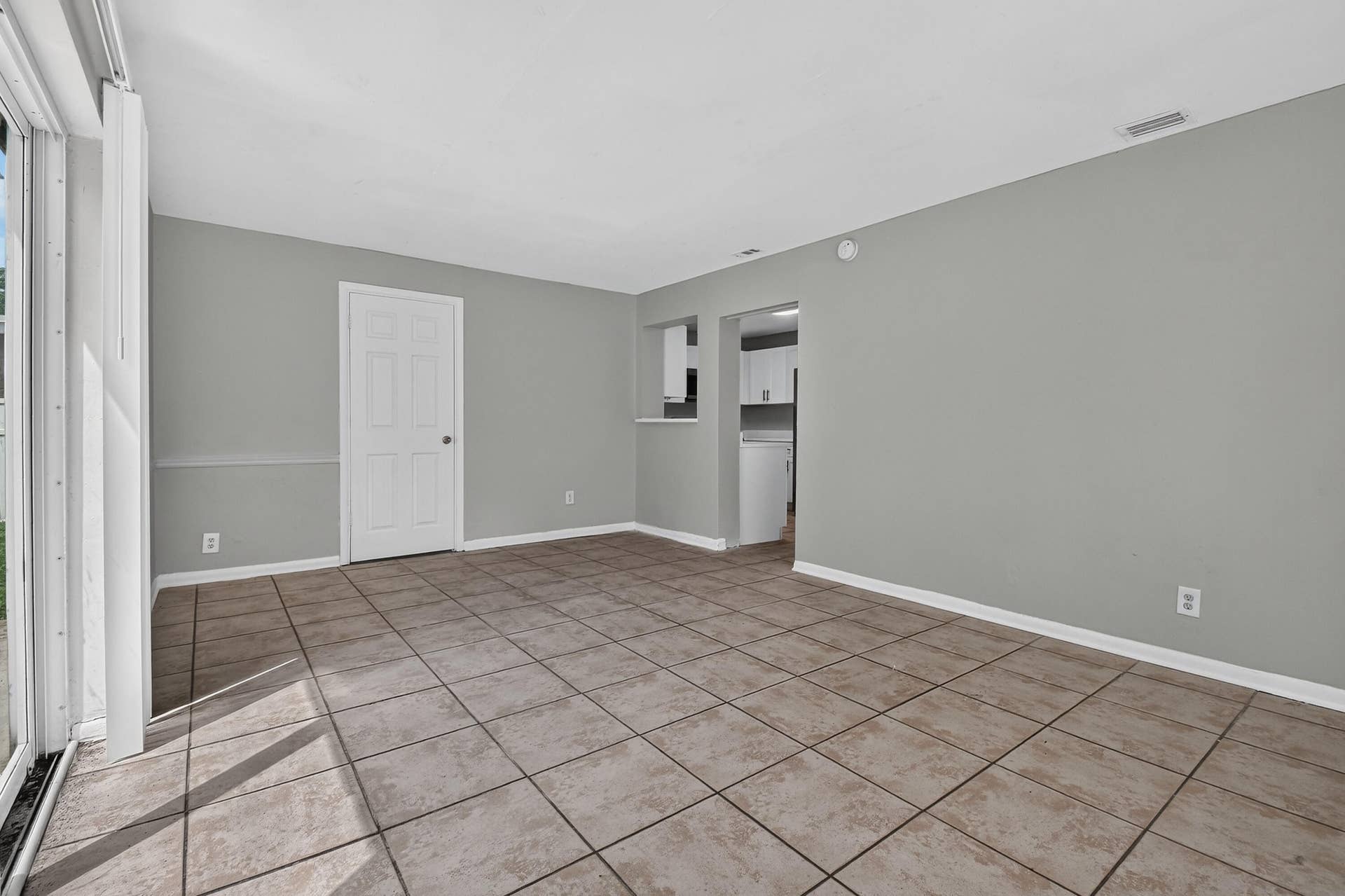 1037 W 28TH Street, Riviera Beach, Riviera Beach, FL 33404 1037W28thSt(14)